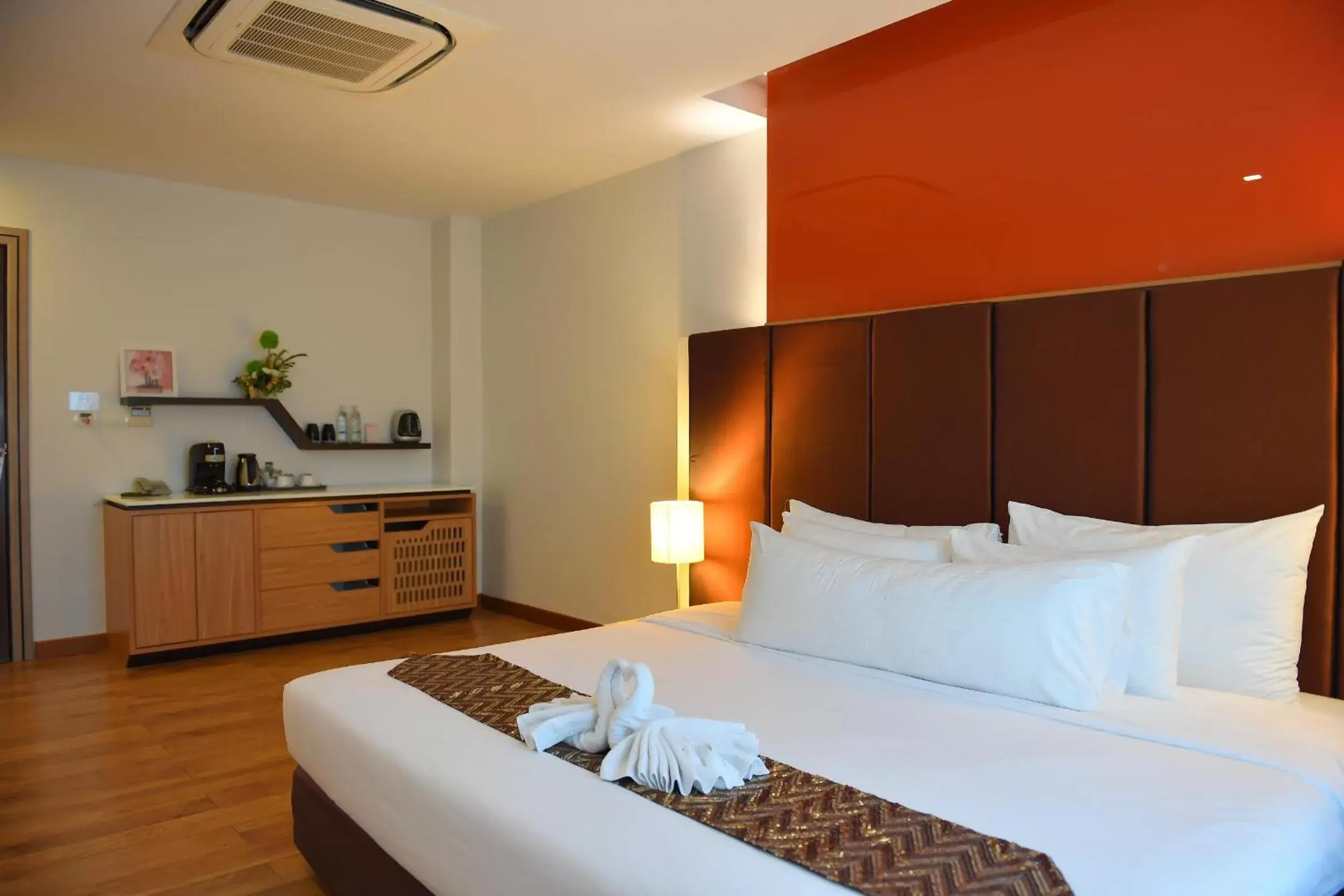 Bed in Prajaktra Design Hotel