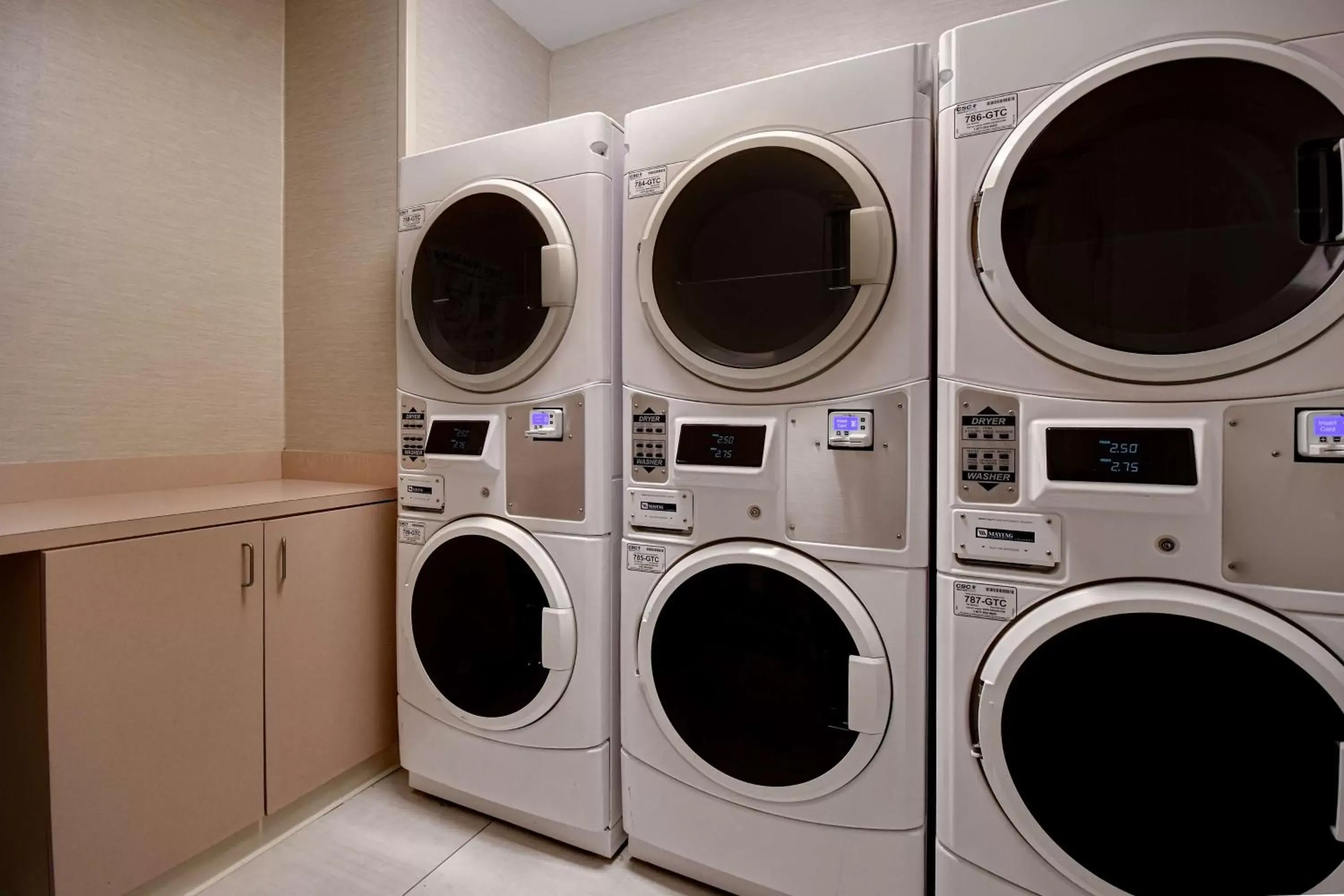 Property building in Hilton Garden Inn Fort Myers Property building in Hilton Garden Inn Fort Myers