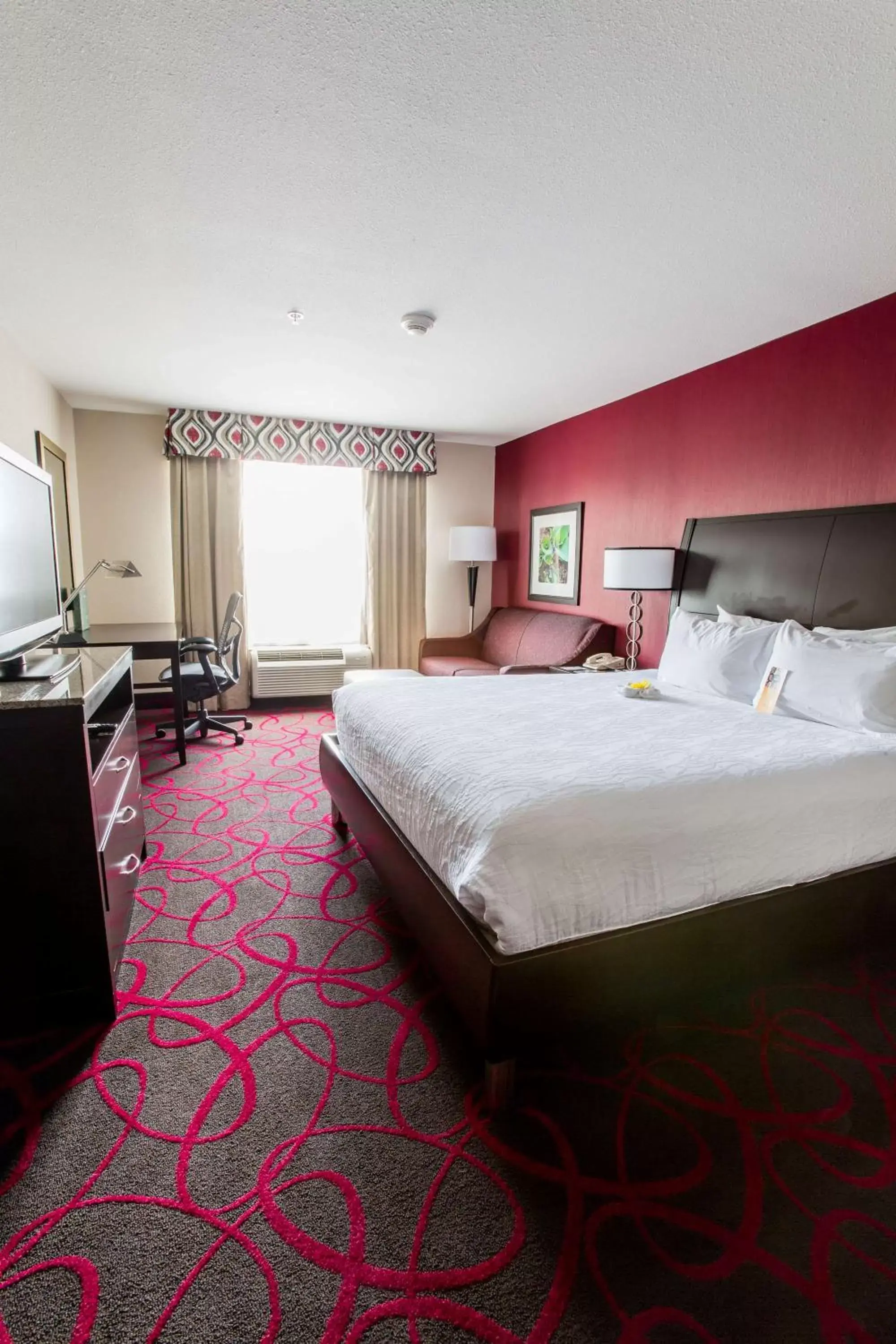 Bed in Hilton Garden Inn Columbus/Dublin