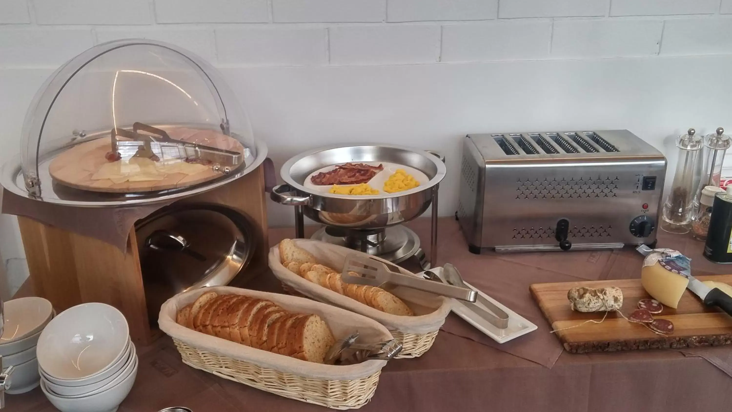 Continental breakfast, Breakfast in El Patio Hotel