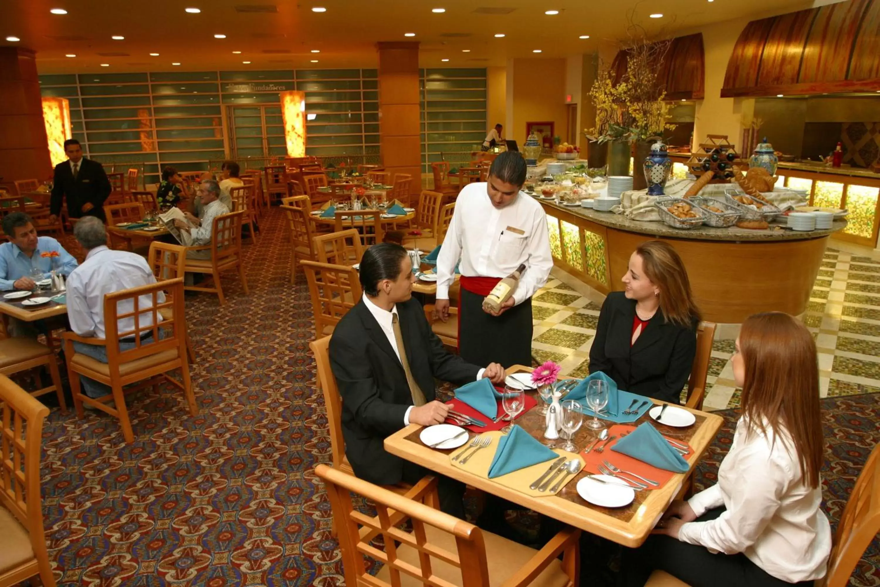 Restaurant/Places to Eat in Crowne Plaza Torreon, an IHG Hotel