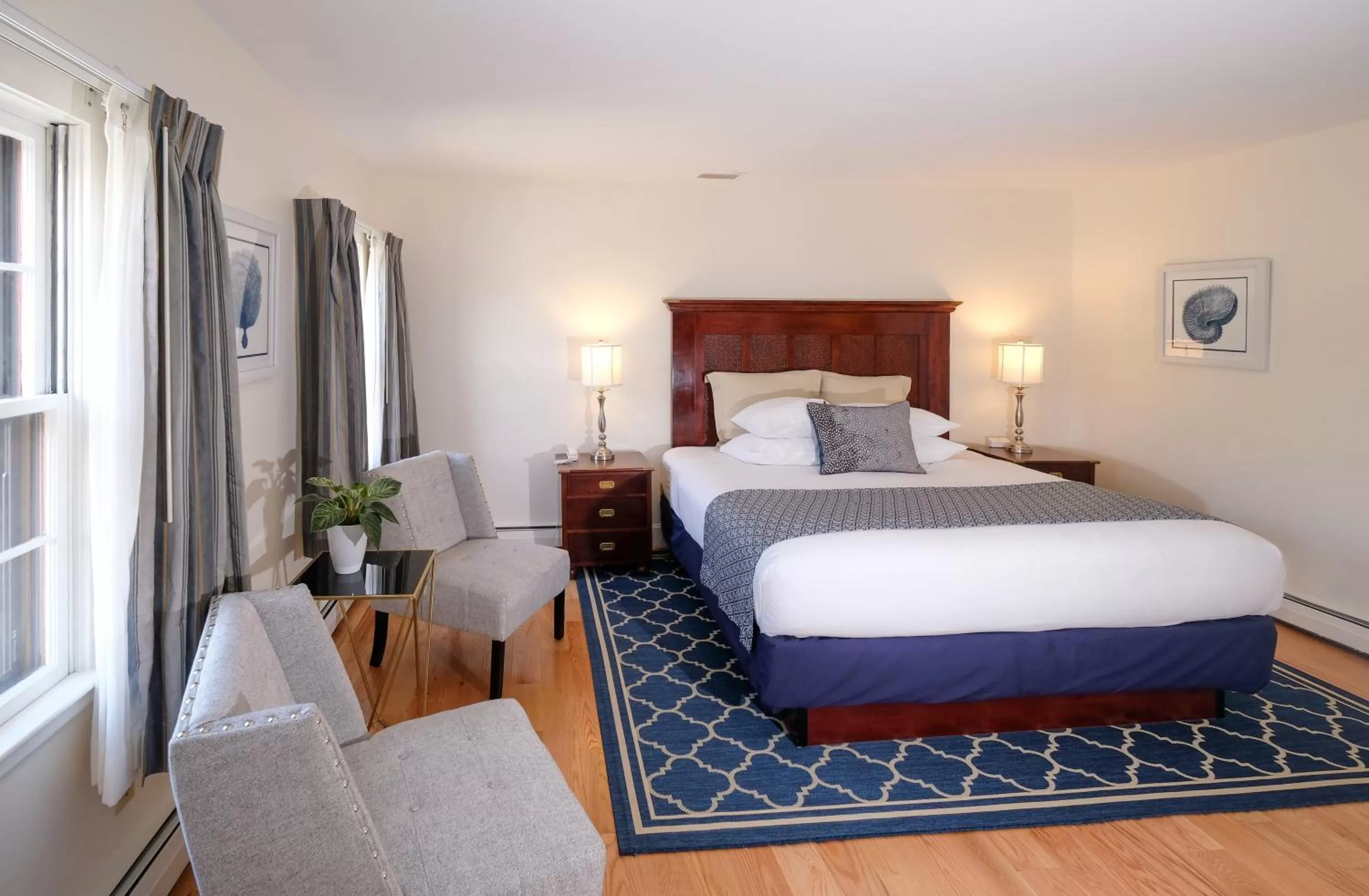 Bedroom, Bed in Harborside Inn