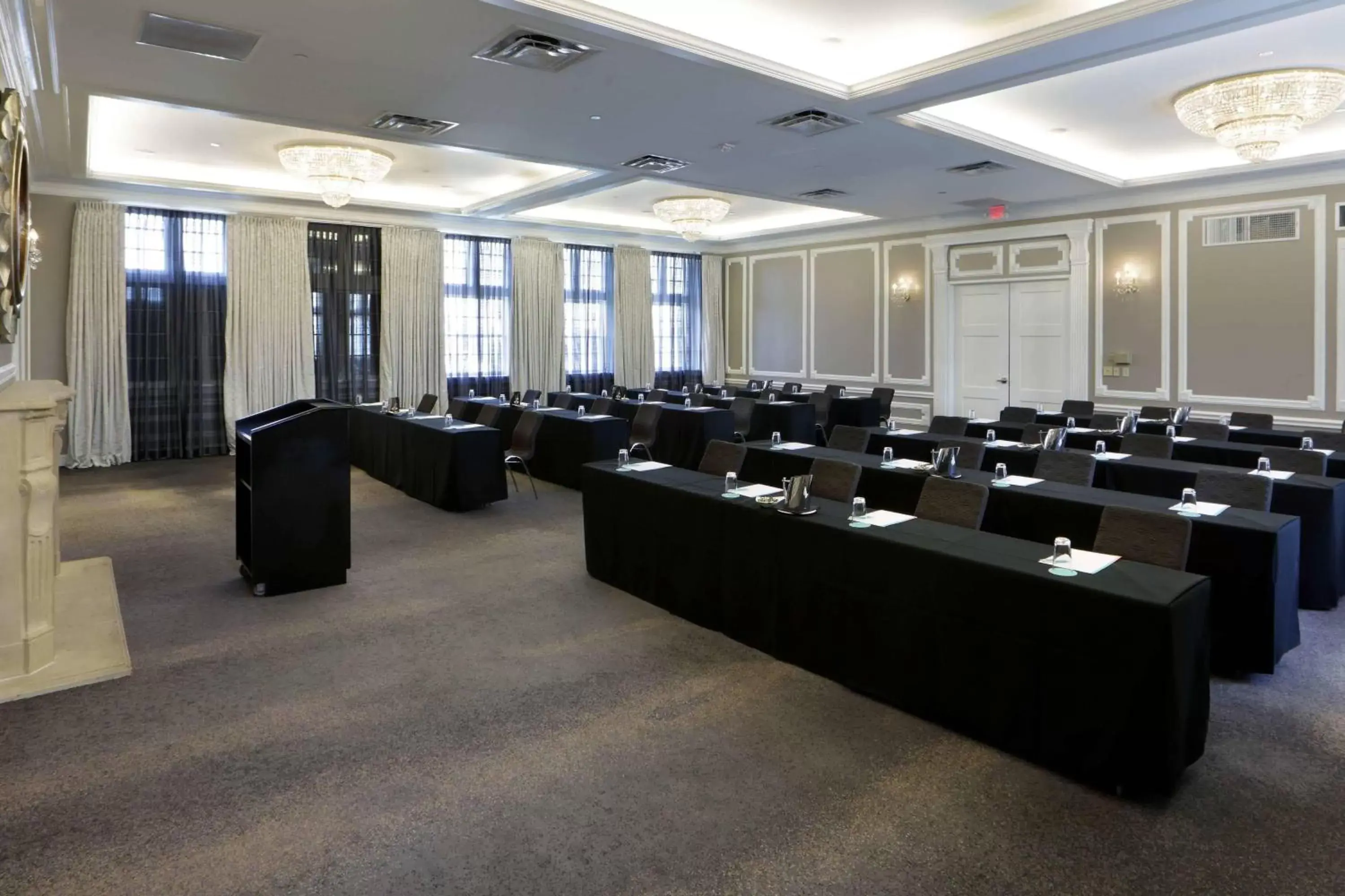 Meeting/conference room in Le Meridien Dallas, The Stoneleigh