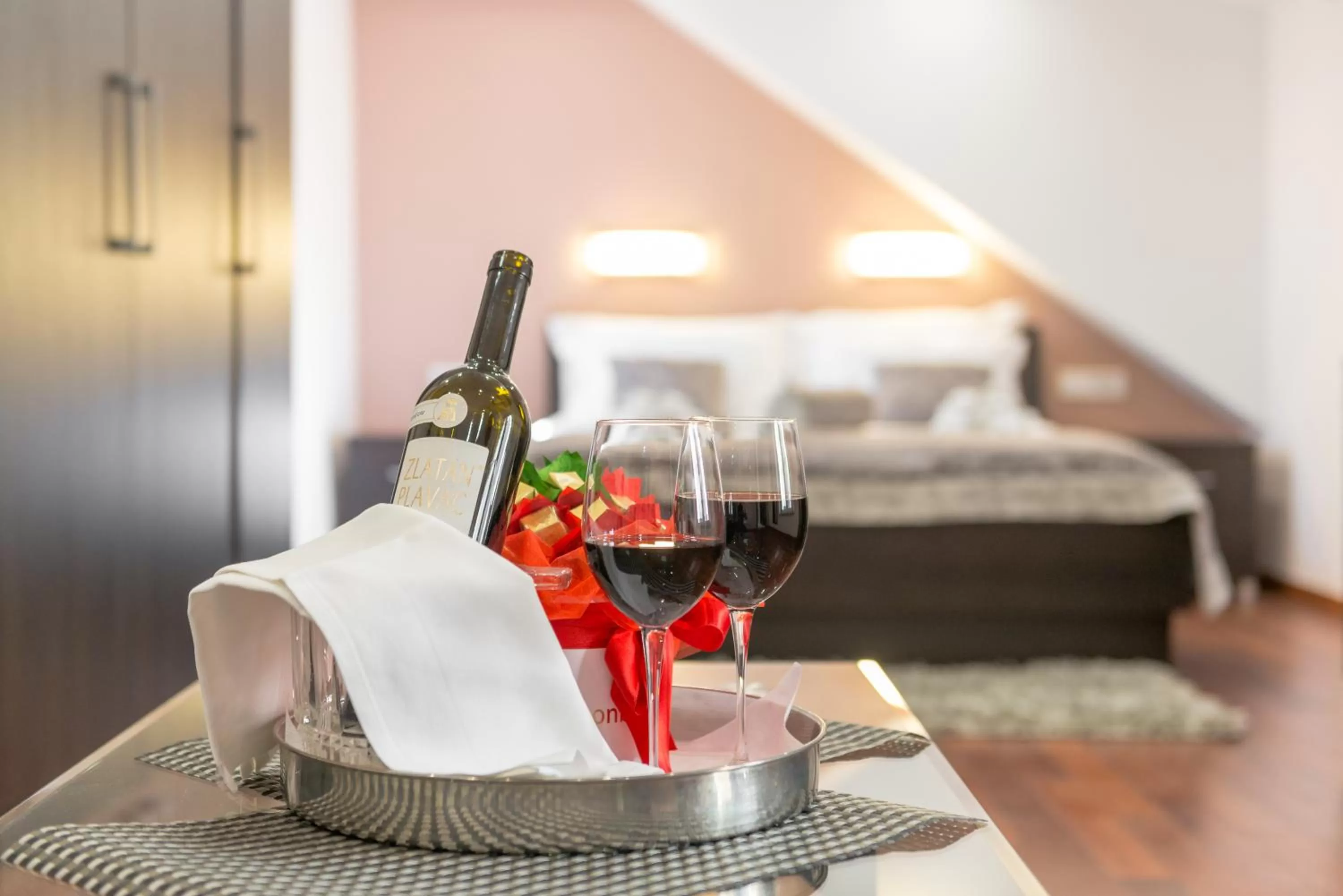 Bedroom, Bed in Palace Suites Heritage Hotel - Adults Only