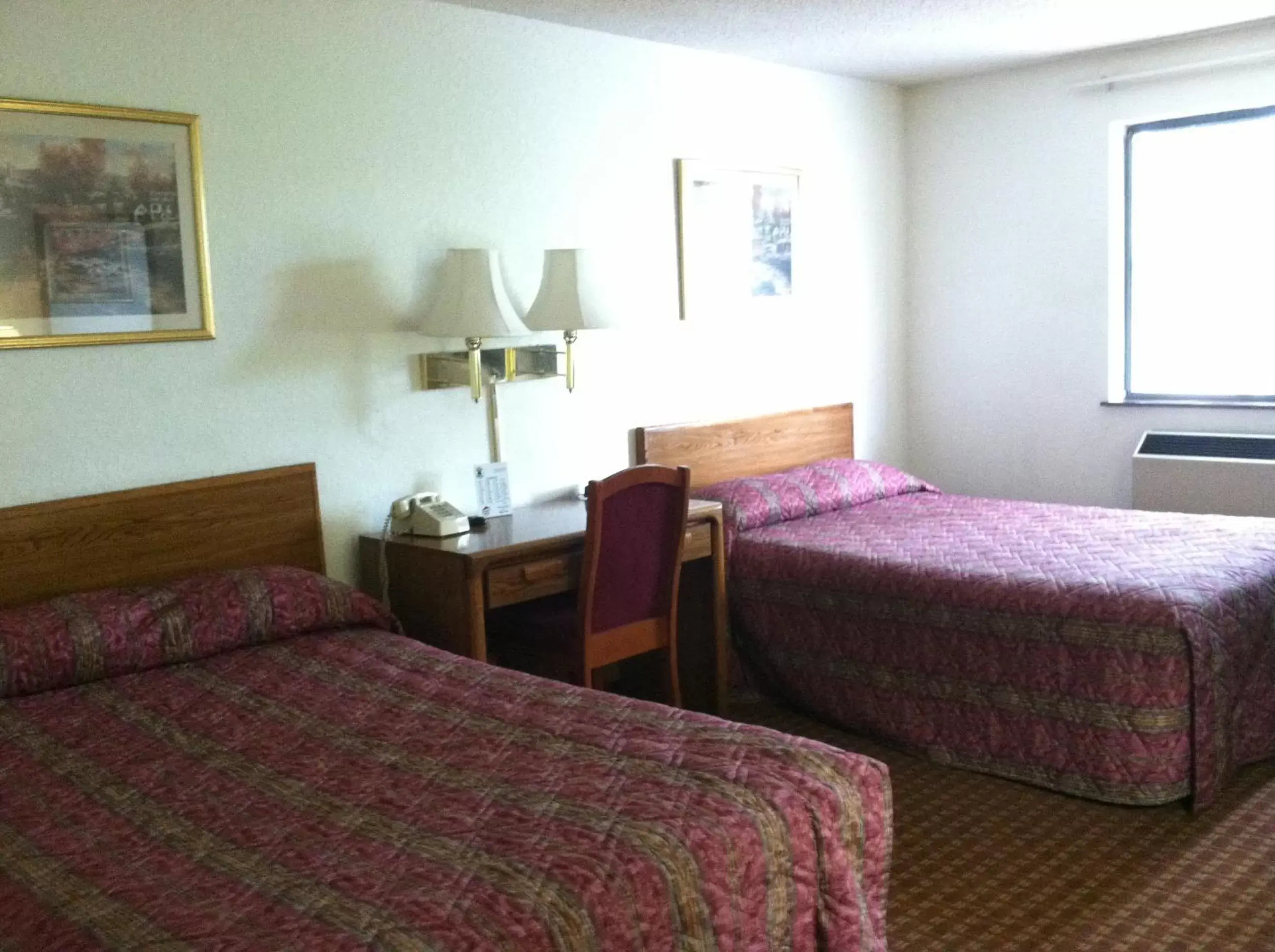 Bed in Corning Inn