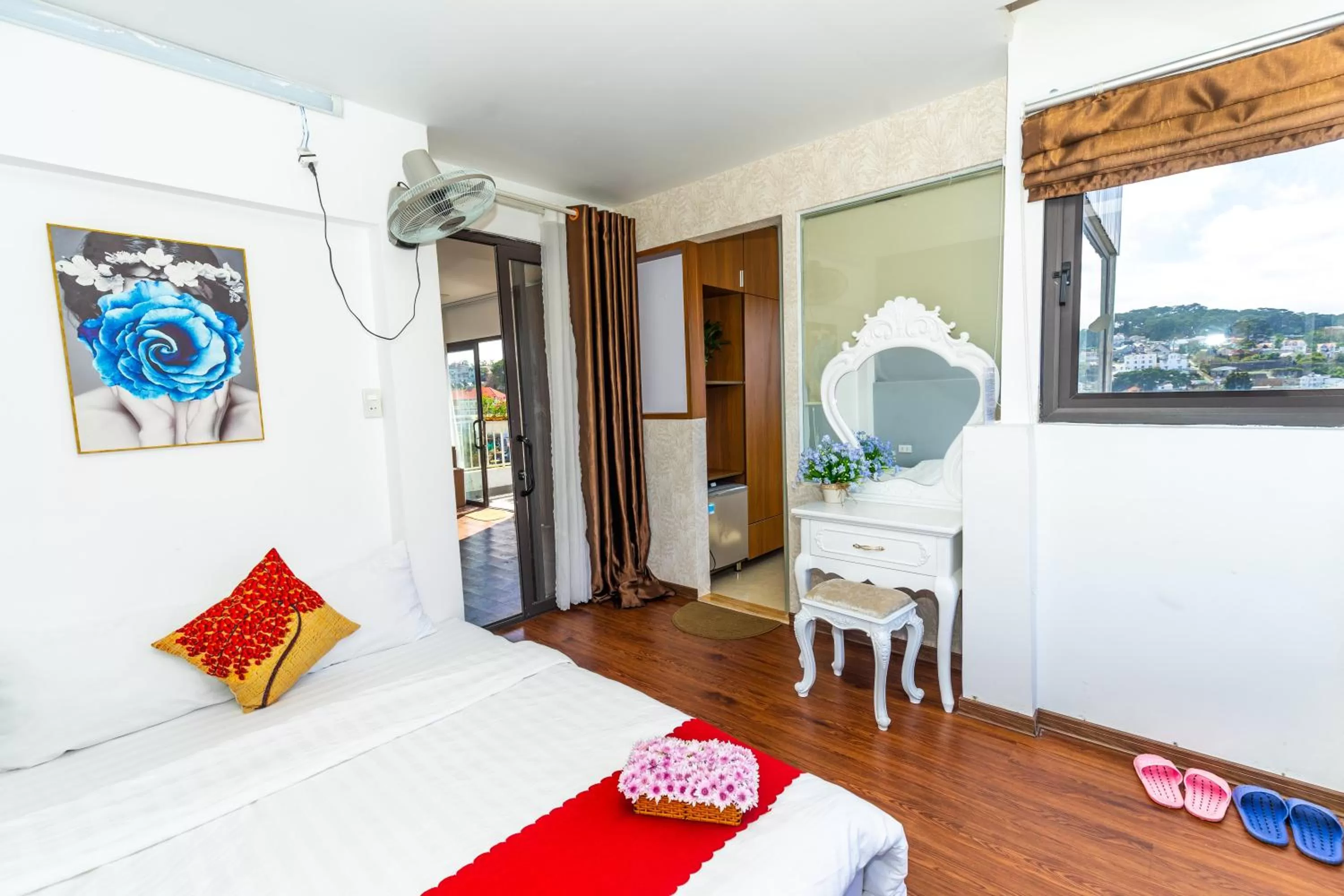 Bed in Ngàn Phố Studio & Love Hotel