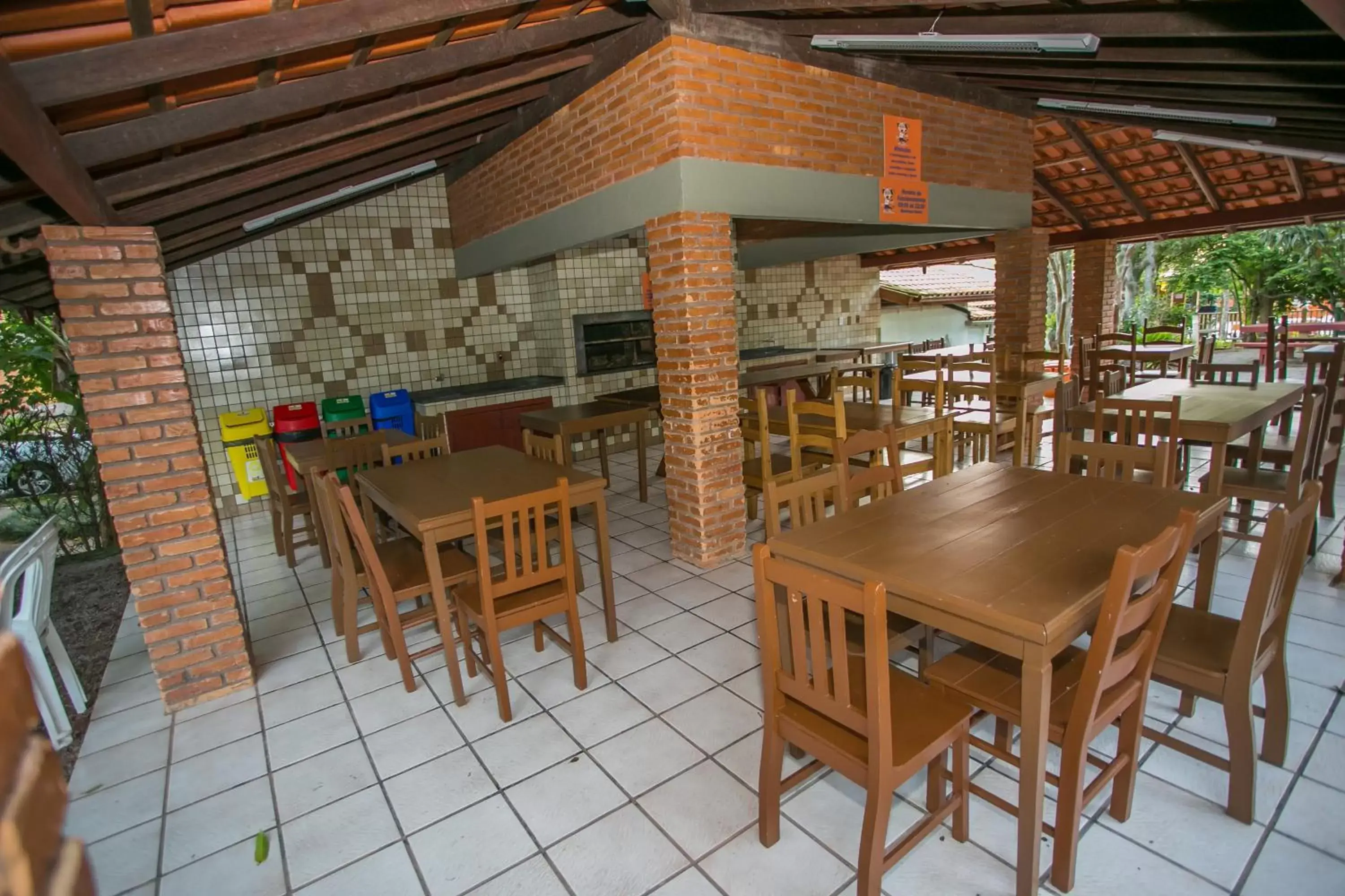 BBQ facilities, Restaurant/Places to Eat in Hotel São Sebastião da Praia