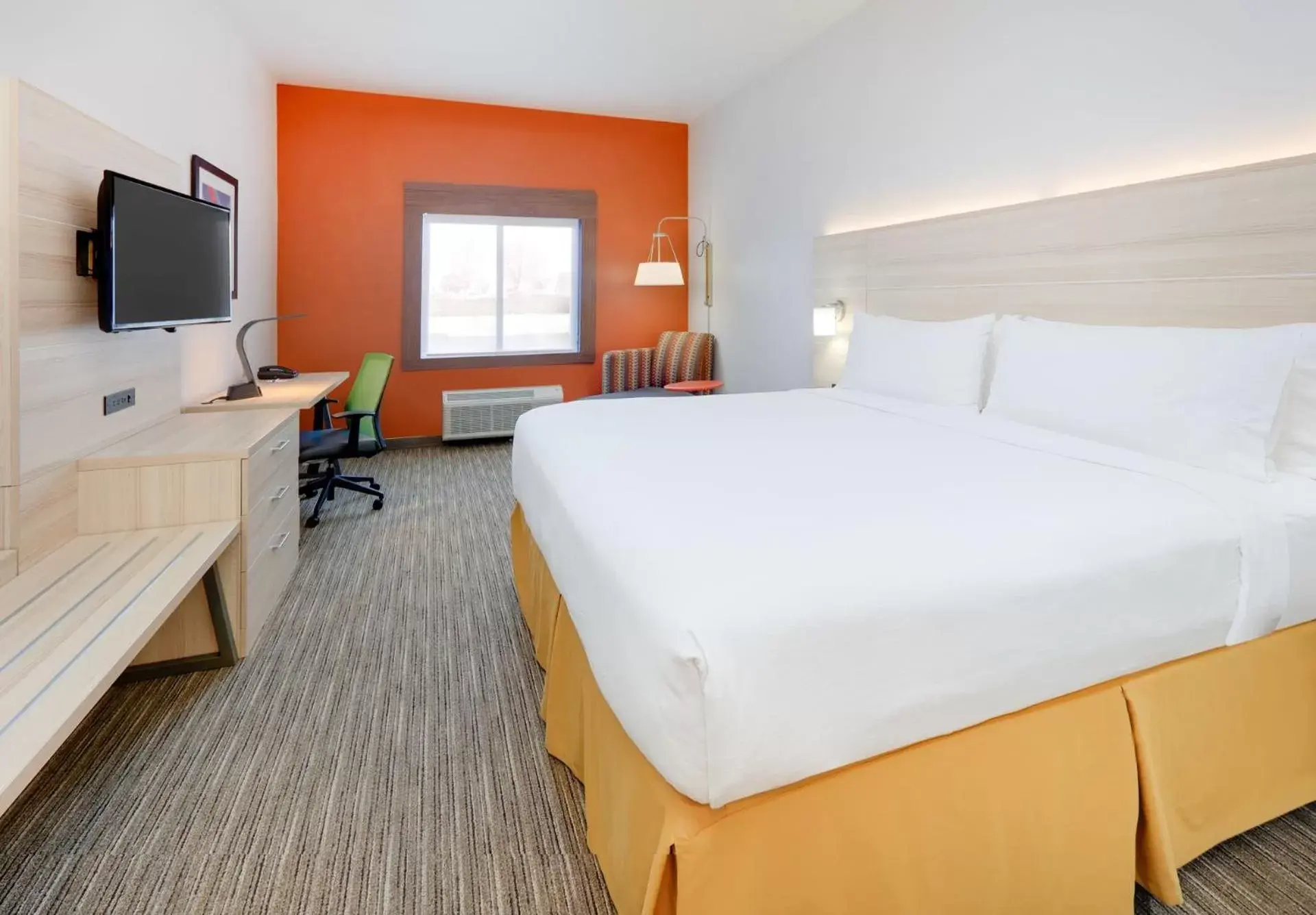 Photo of the whole room, Bed in Holiday Inn Express Hotel & Suites Burleson - Fort Worth, an IHG Hotel