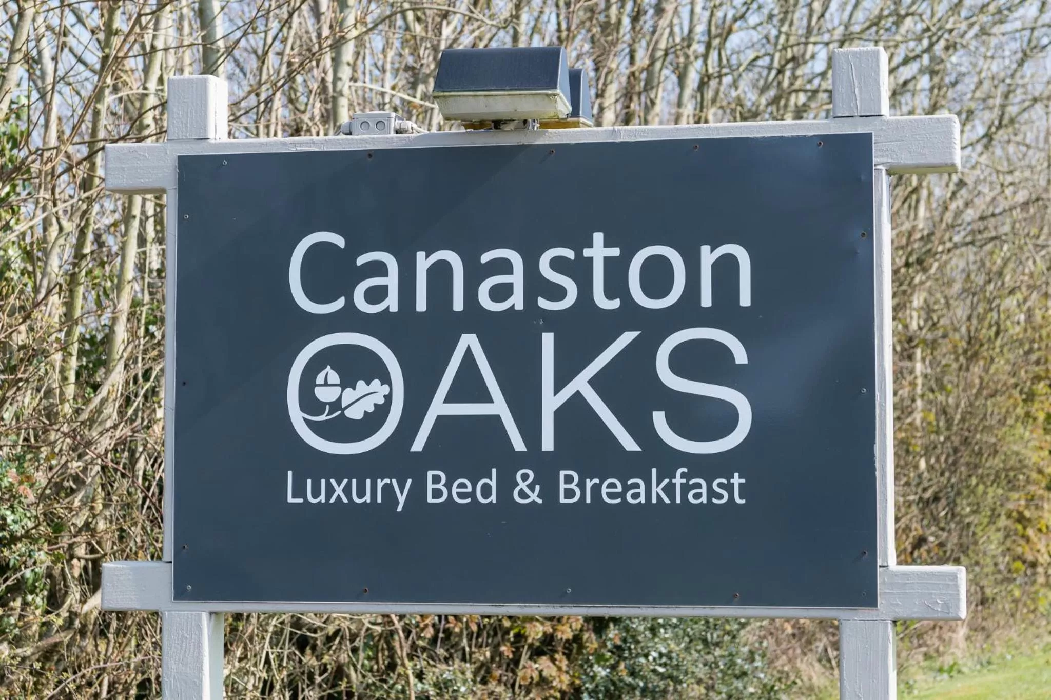 Property logo or sign in Canaston Oaks