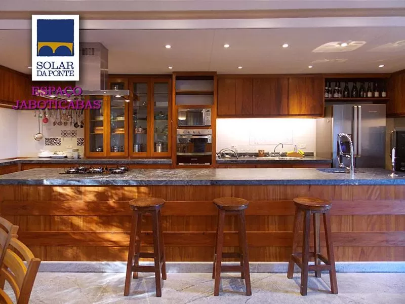 Kitchen or kitchenette in Solar da Ponte