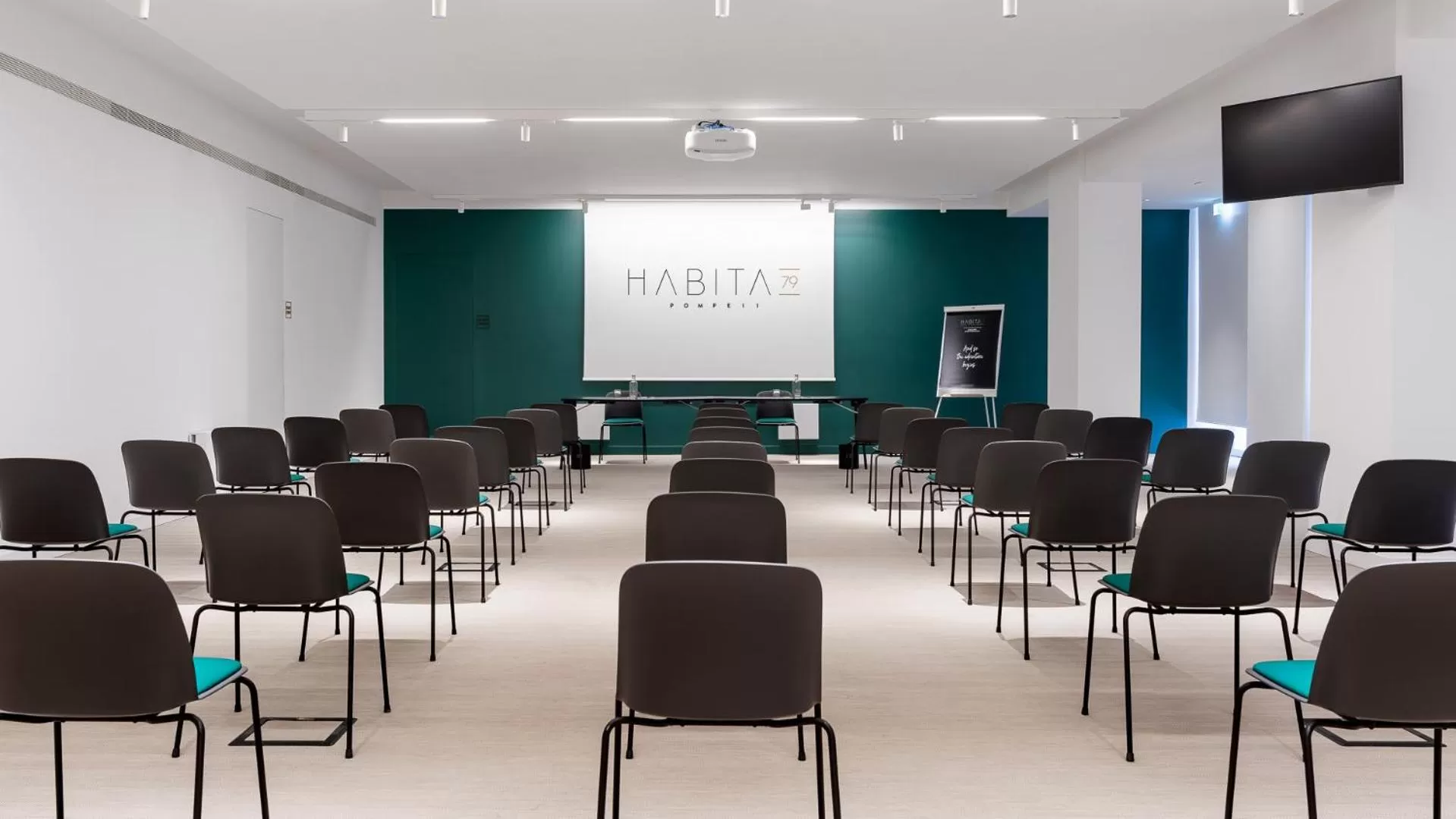 Meeting/conference room in Habita79 Hotel Pompeii - MGallery Collection