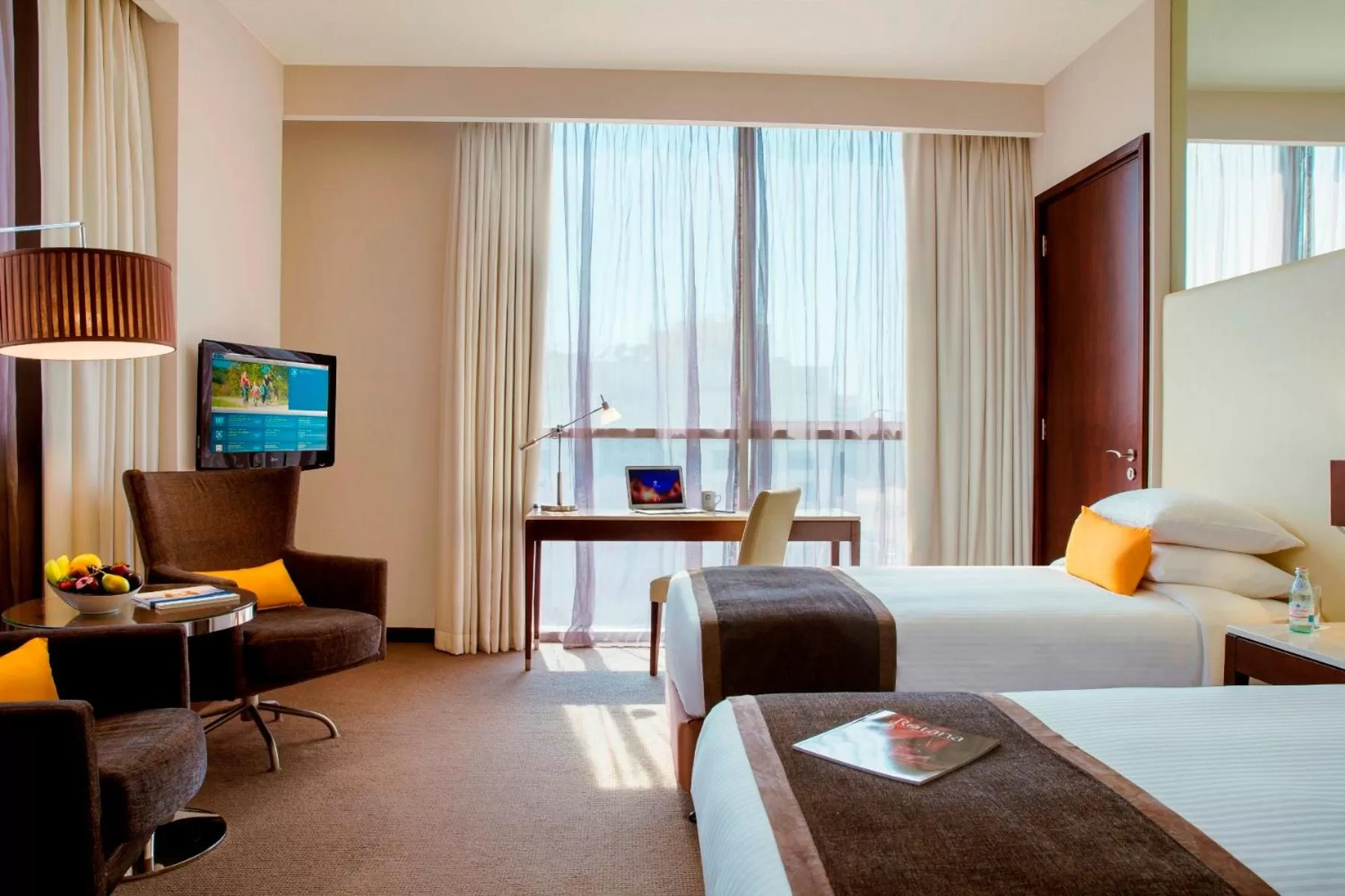 Communal lounge/ TV room, Bed in Centro Barsha - by Rotana