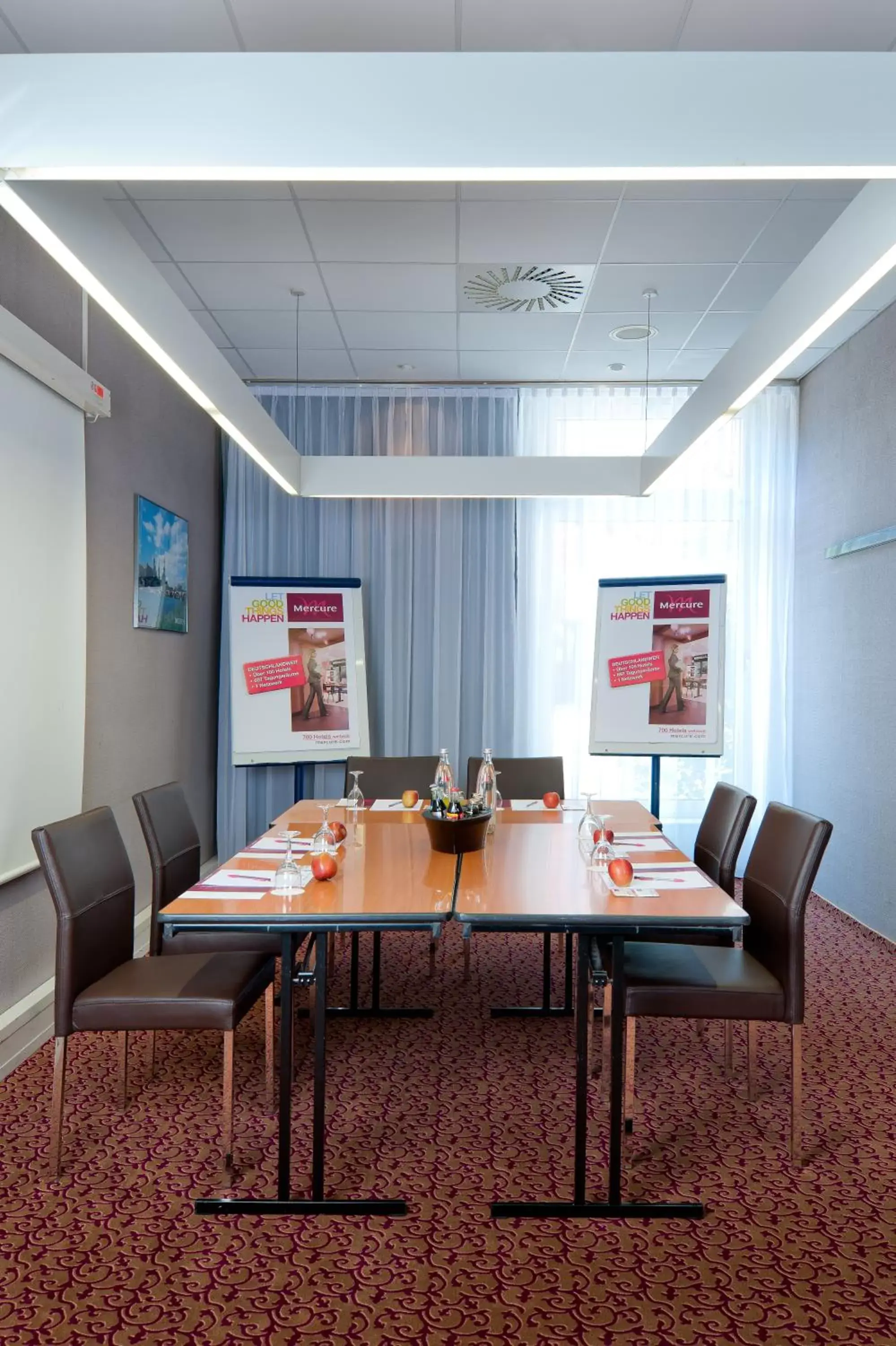 Meeting/conference room in Mercure Hotel Hamburg am Volkspark