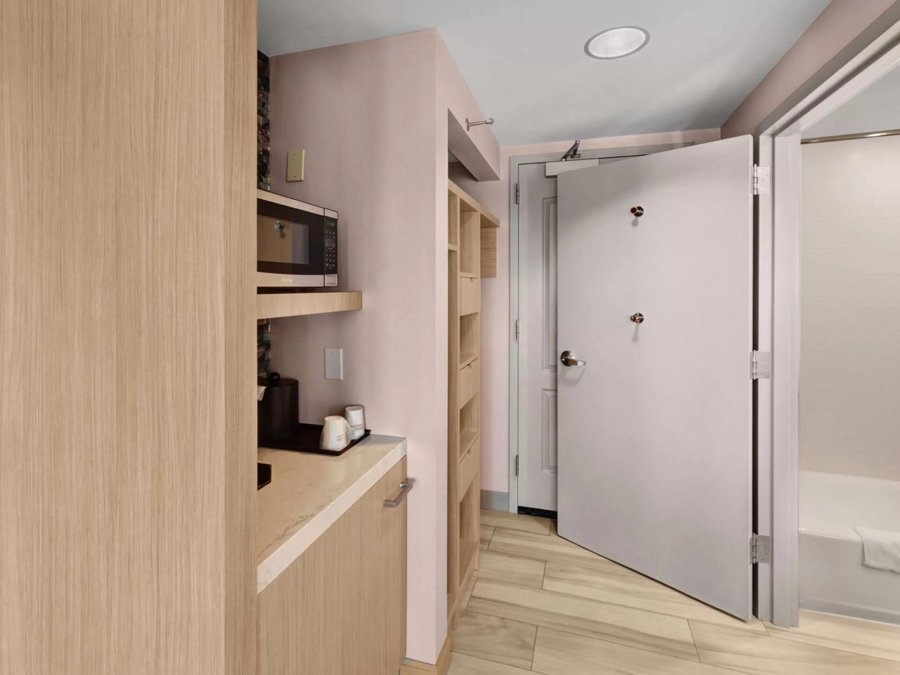 Kitchen or kitchenette in Hilton Garden Inn Ithaca