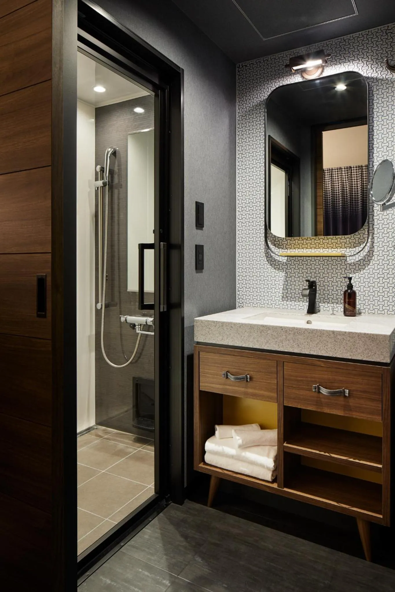 Other in The LIVELY TOKYO AZABUJUBAN