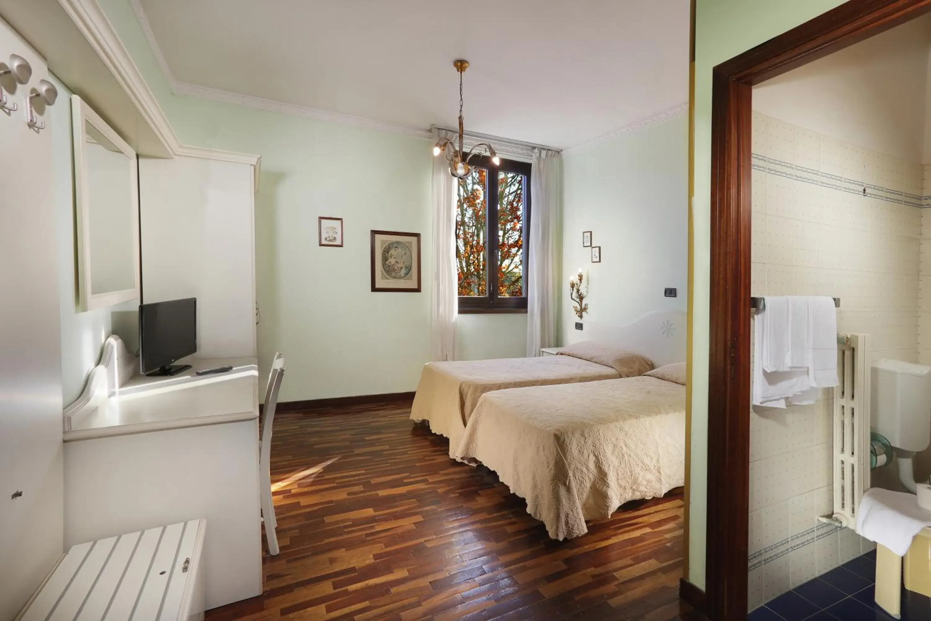 Bedroom, Bed in Hotel Savona Bedroom, Bed in Hotel Savona
