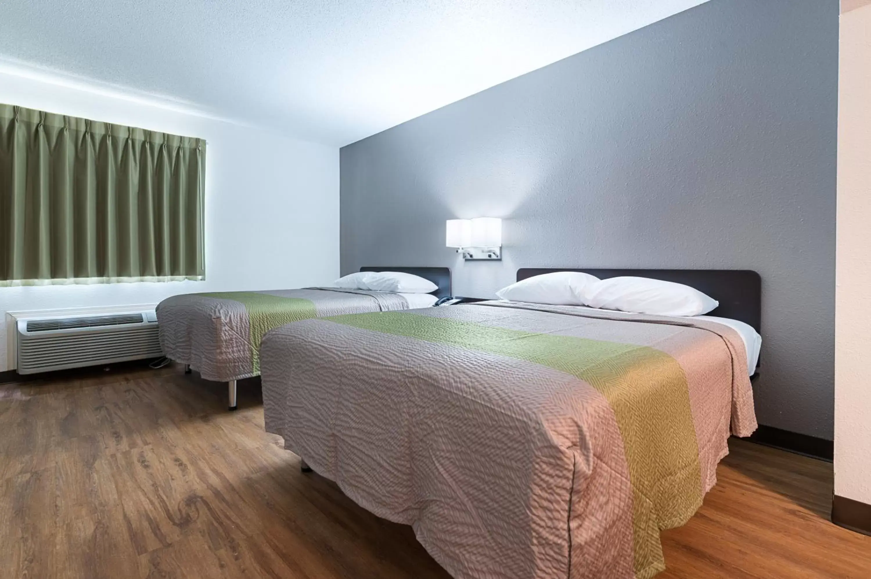 Bedroom, Room Photo in Motel 6-New Iberia, LA
