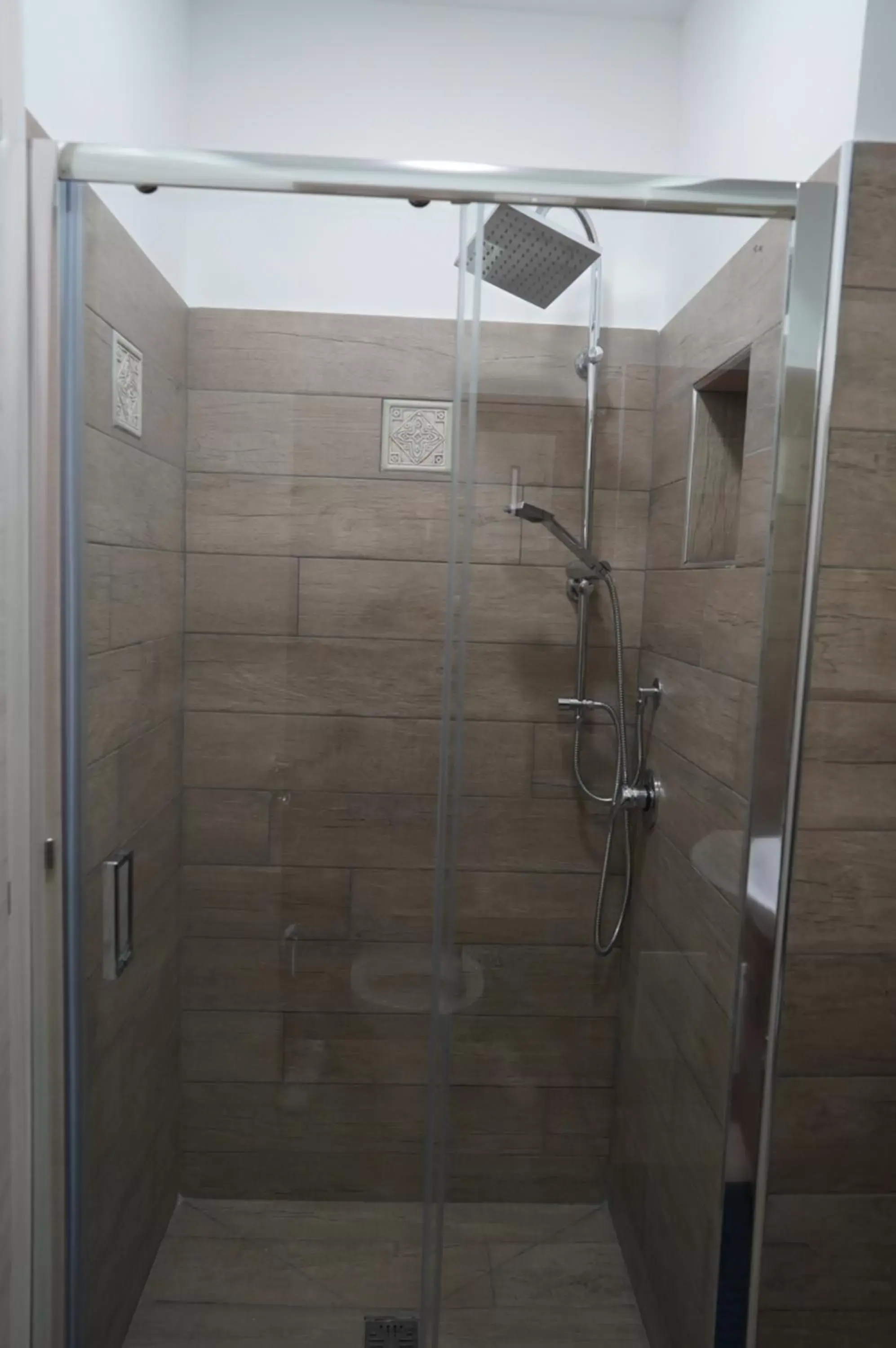 Shower, Bathroom in Cristal Home