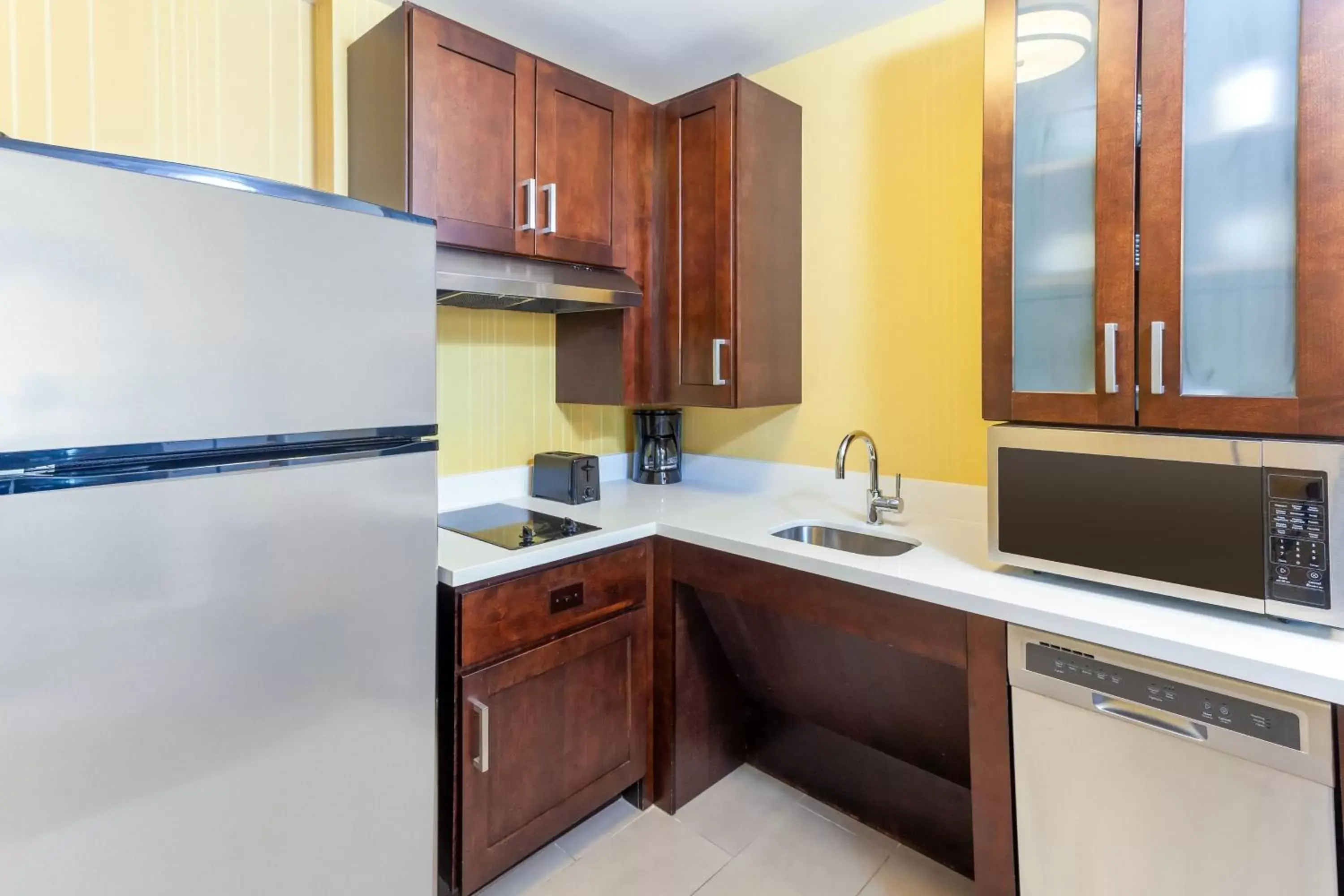 Kitchen or kitchenette, Kitchen/Kitchenette in Residence Inn by Marriott Decatur Forsyth