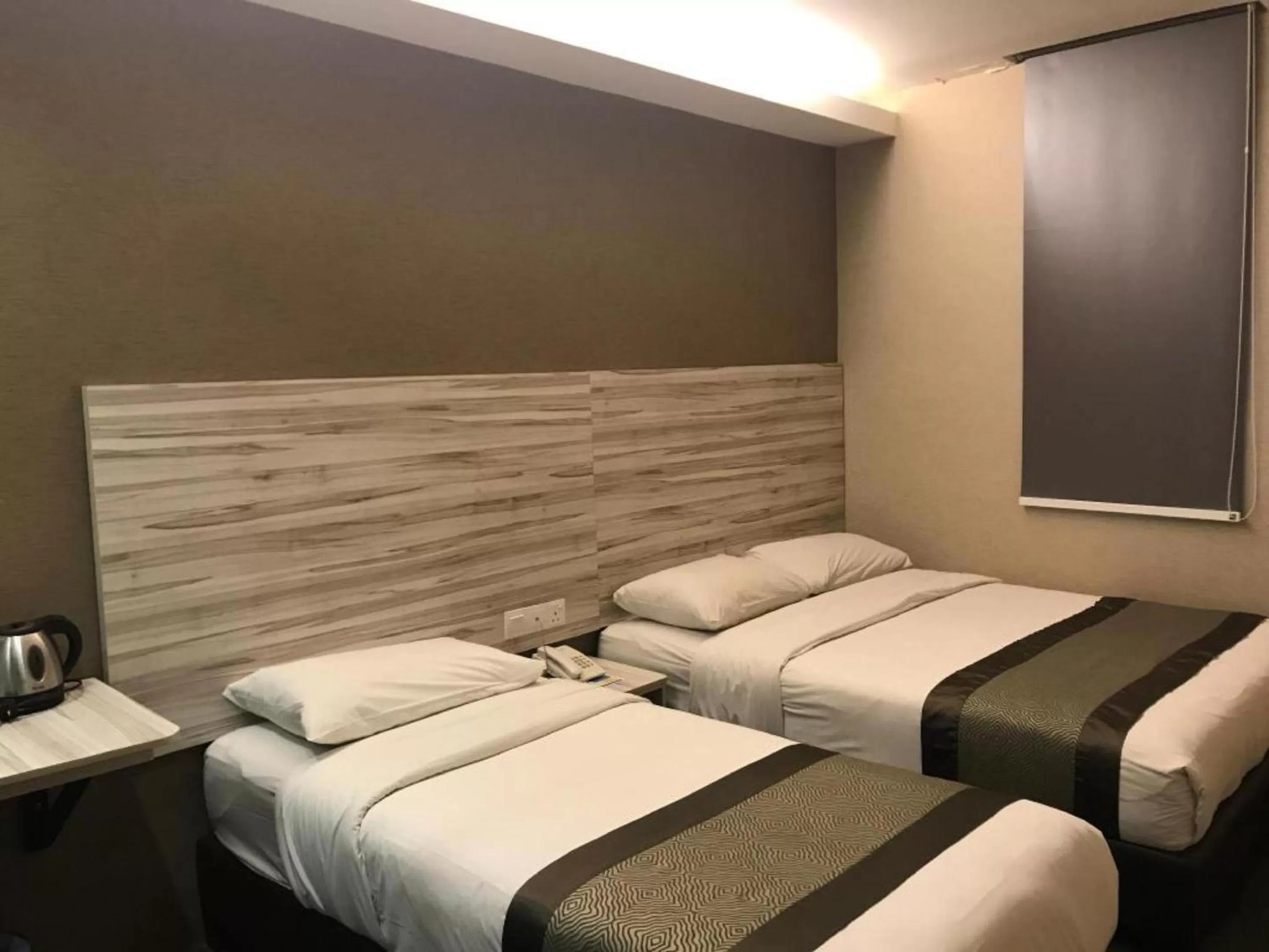Bed in Hotel Austin Paradise - Taman Pulai Utama