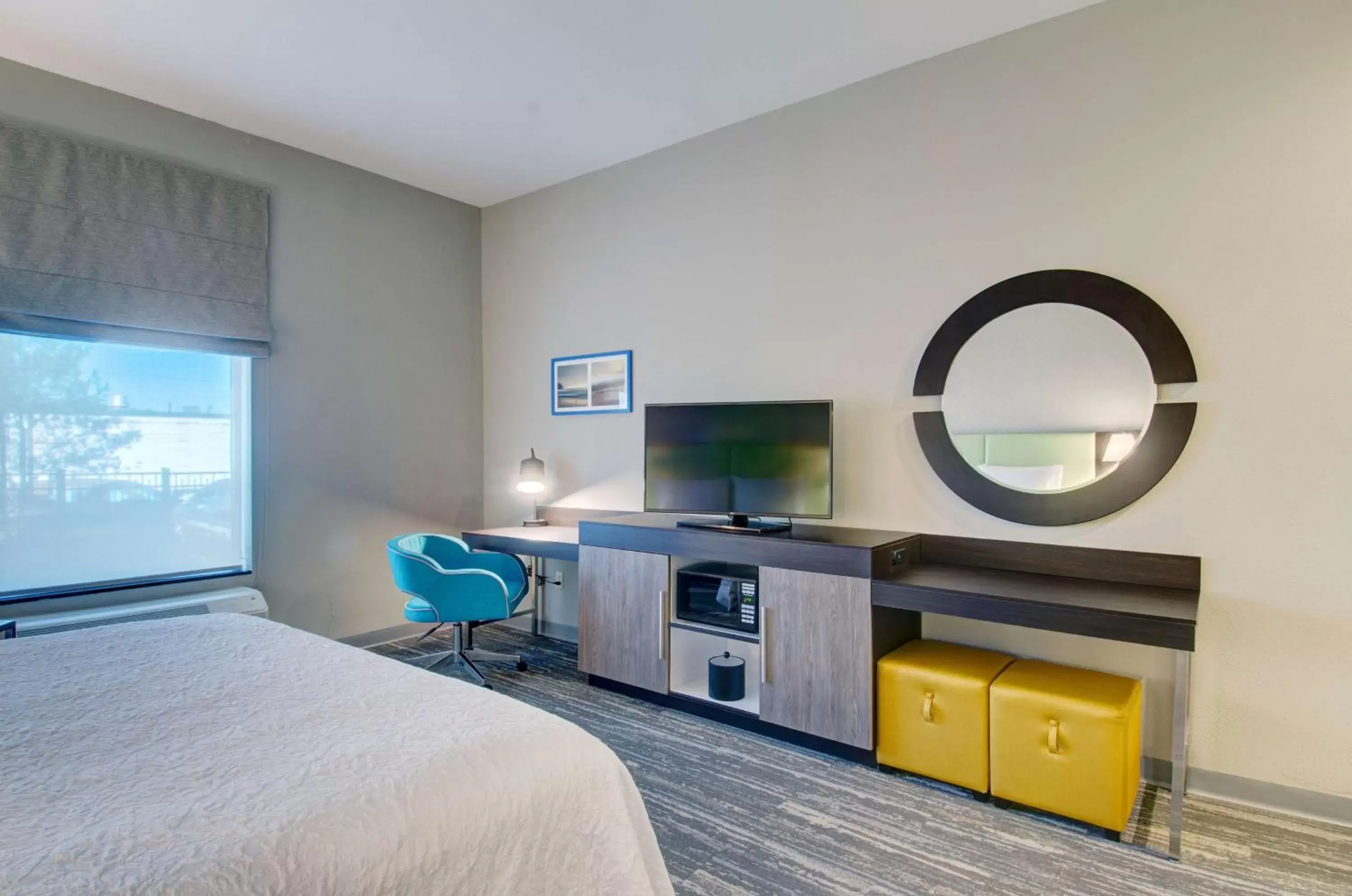 Bedroom, TV/Entertainment Center in Hampton Inn & Suites Boston/Stoughton, Ma