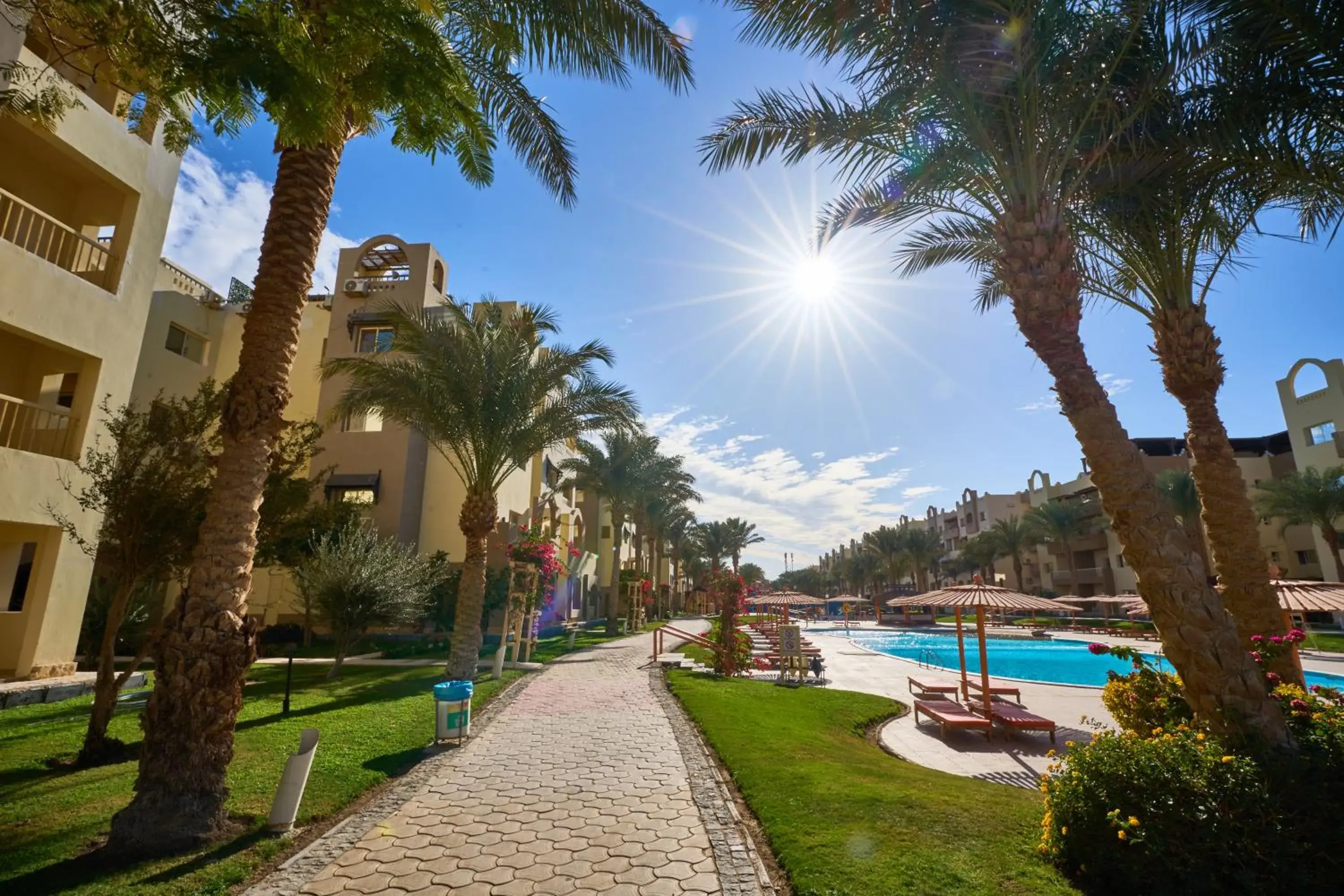 Property building, Swimming Pool in El Karma Beach Resort & Aqua Park - Hurghada