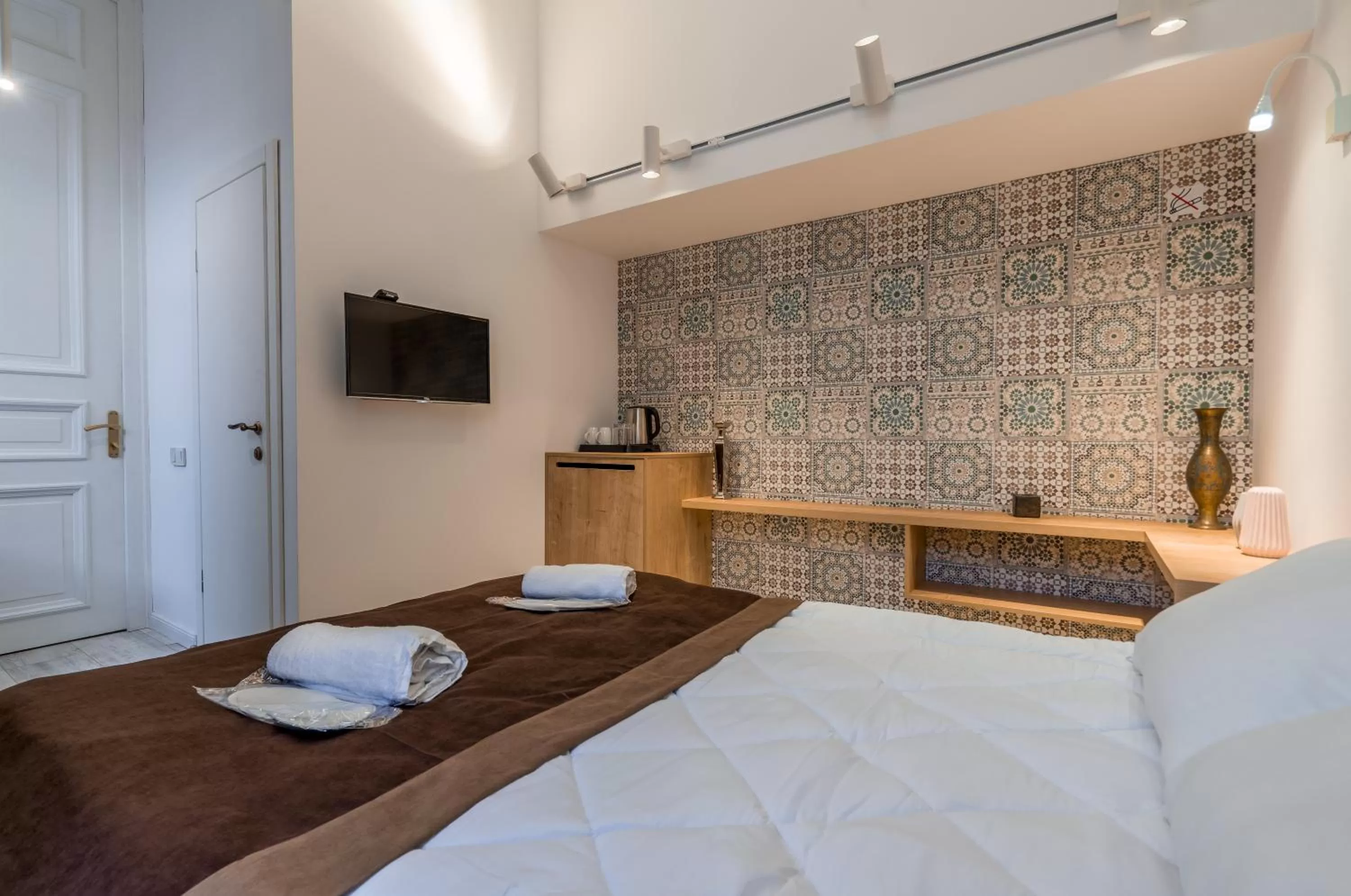 Bed in Mini Hotel on Aghmashenebeli Ave