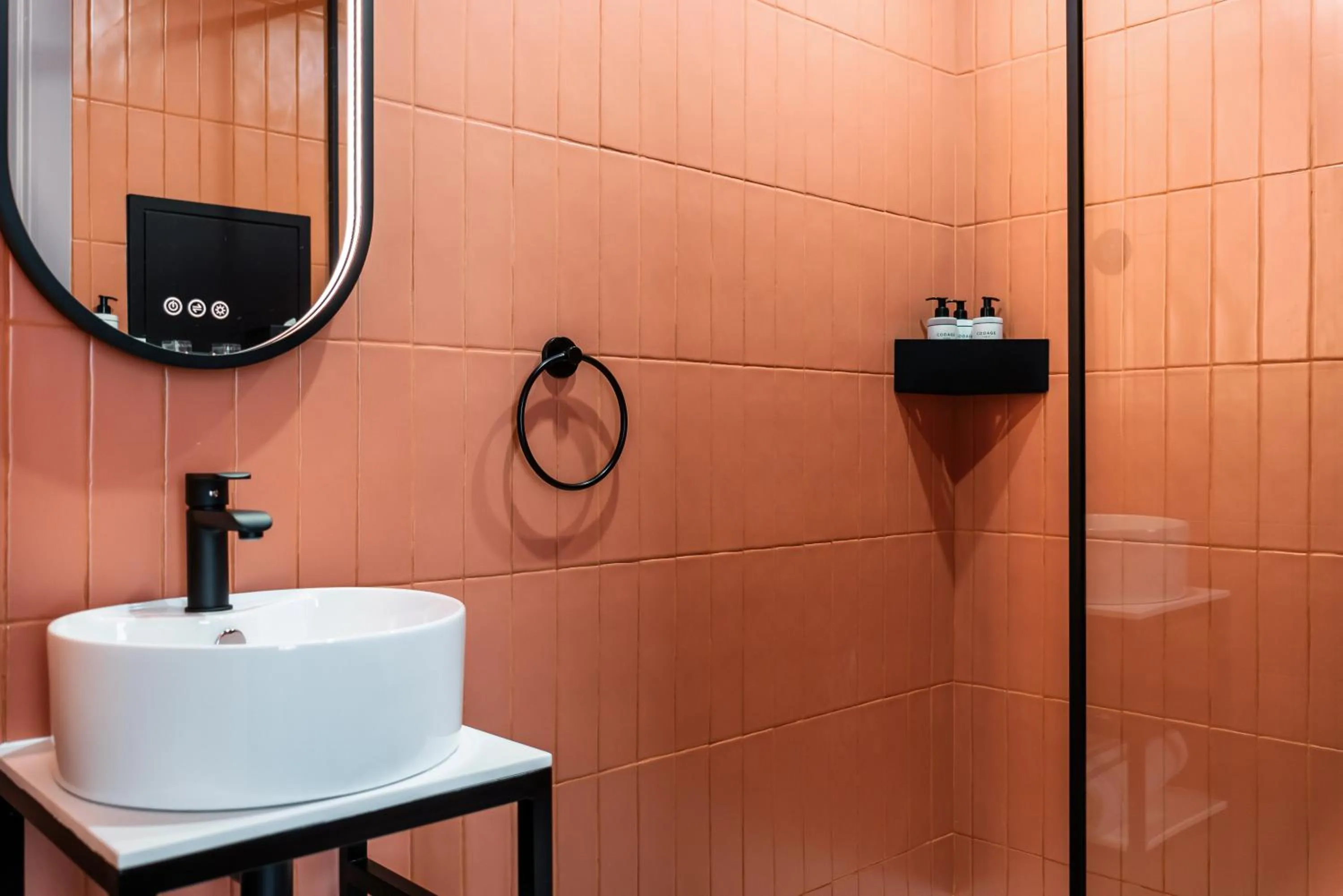 Bathroom in La Dépendance