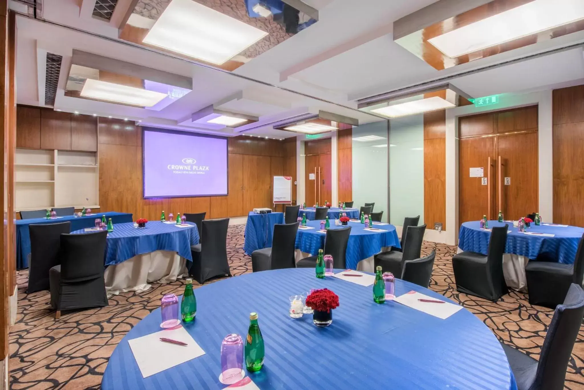 Meeting/conference room in Crowne Plaza New Delhi Okhla, an IHG Hotel