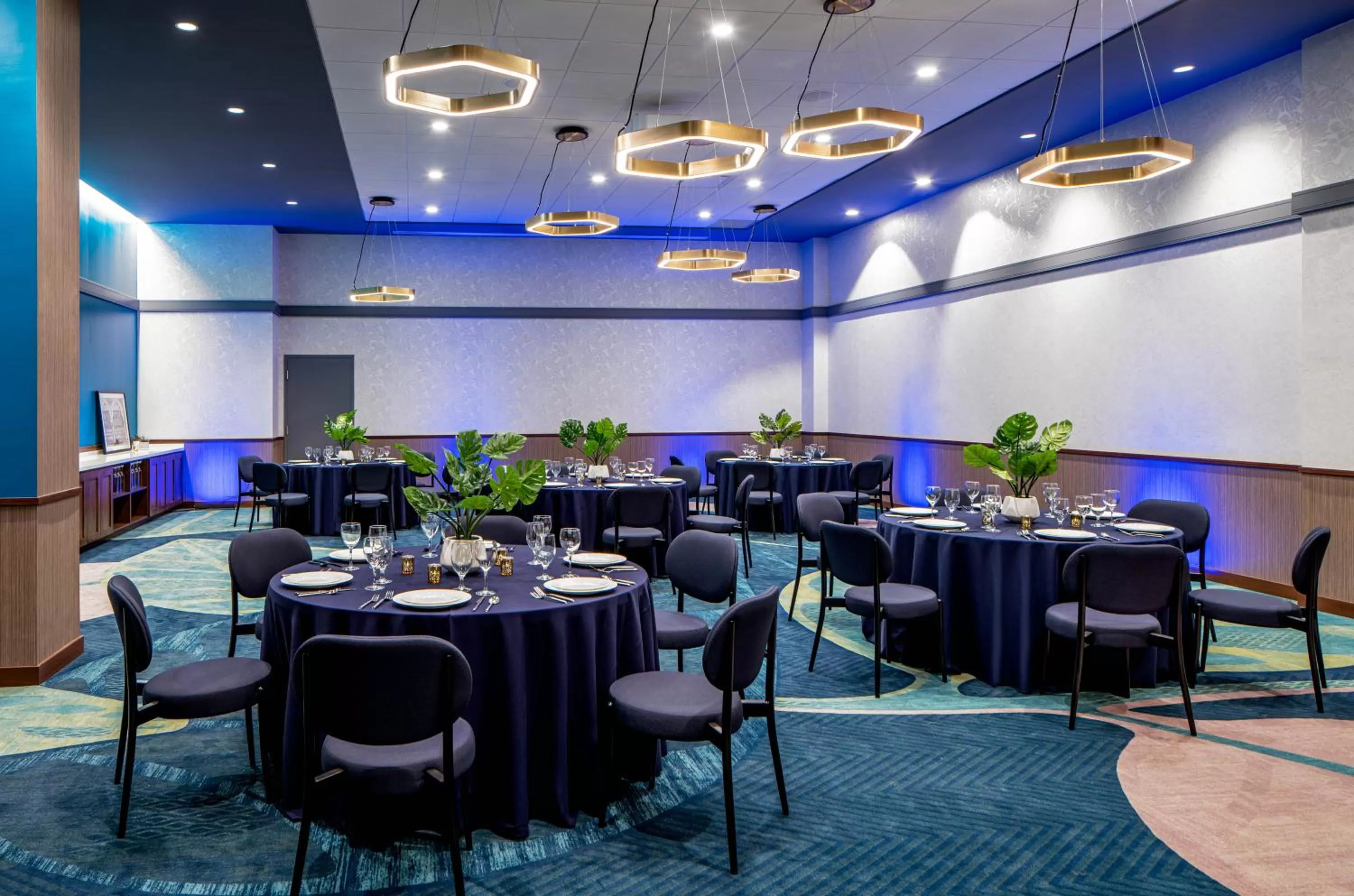 Property building in Hyatt House Tampa Downtown