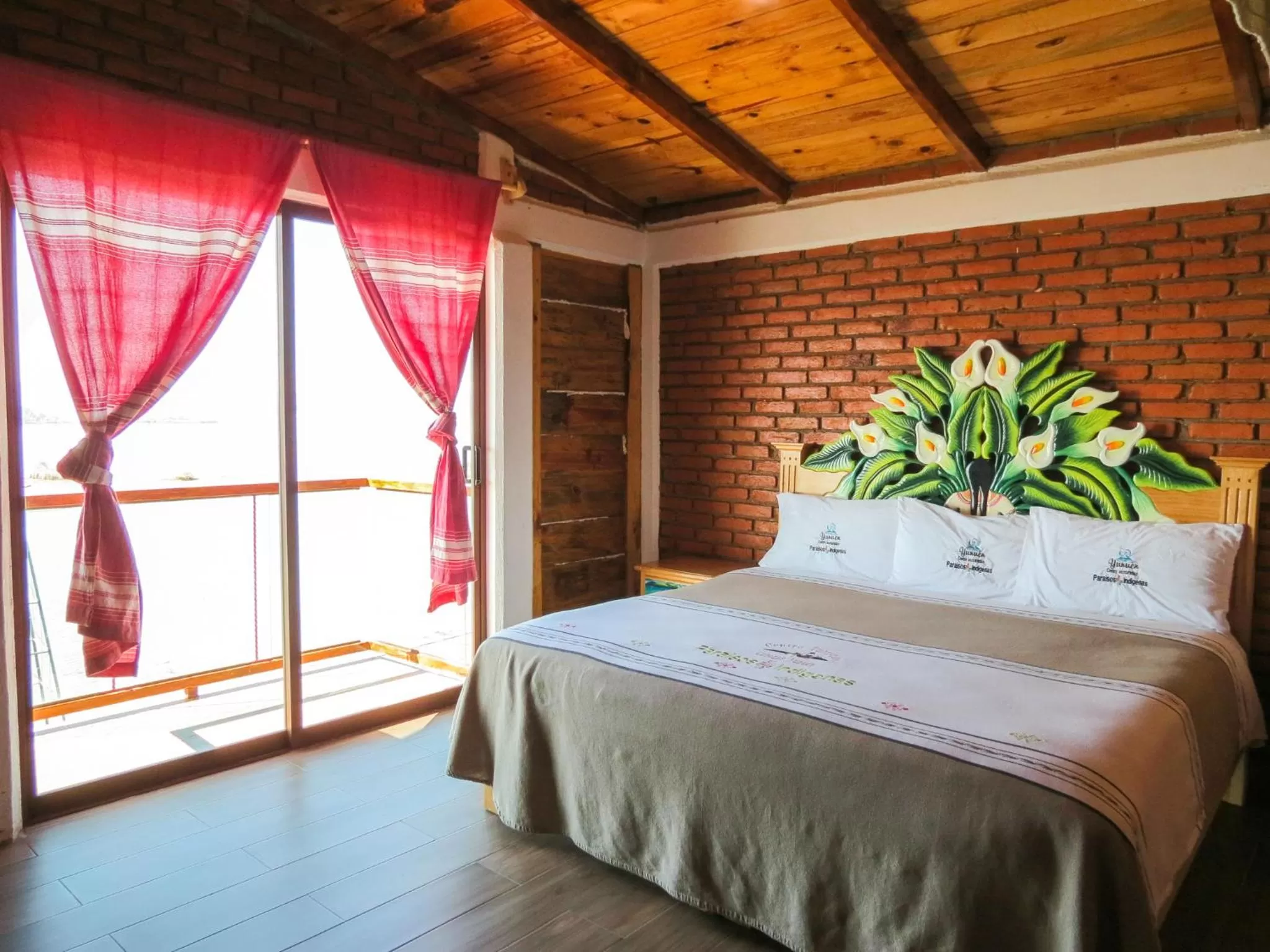 Bed in Cabañas Yunuén by Rotamundos