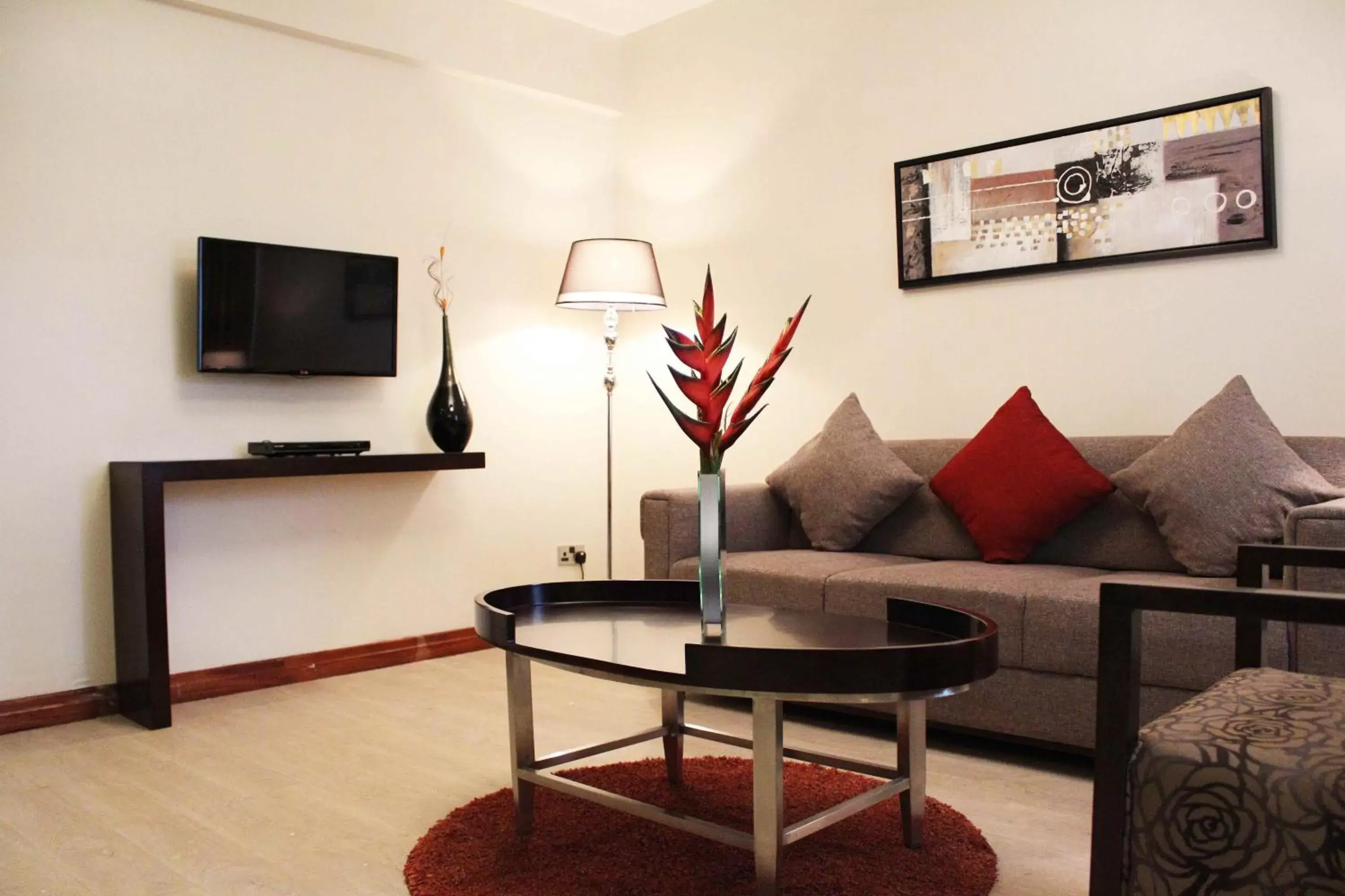 Living room, Seating Area in Zehneria Suites Hotel