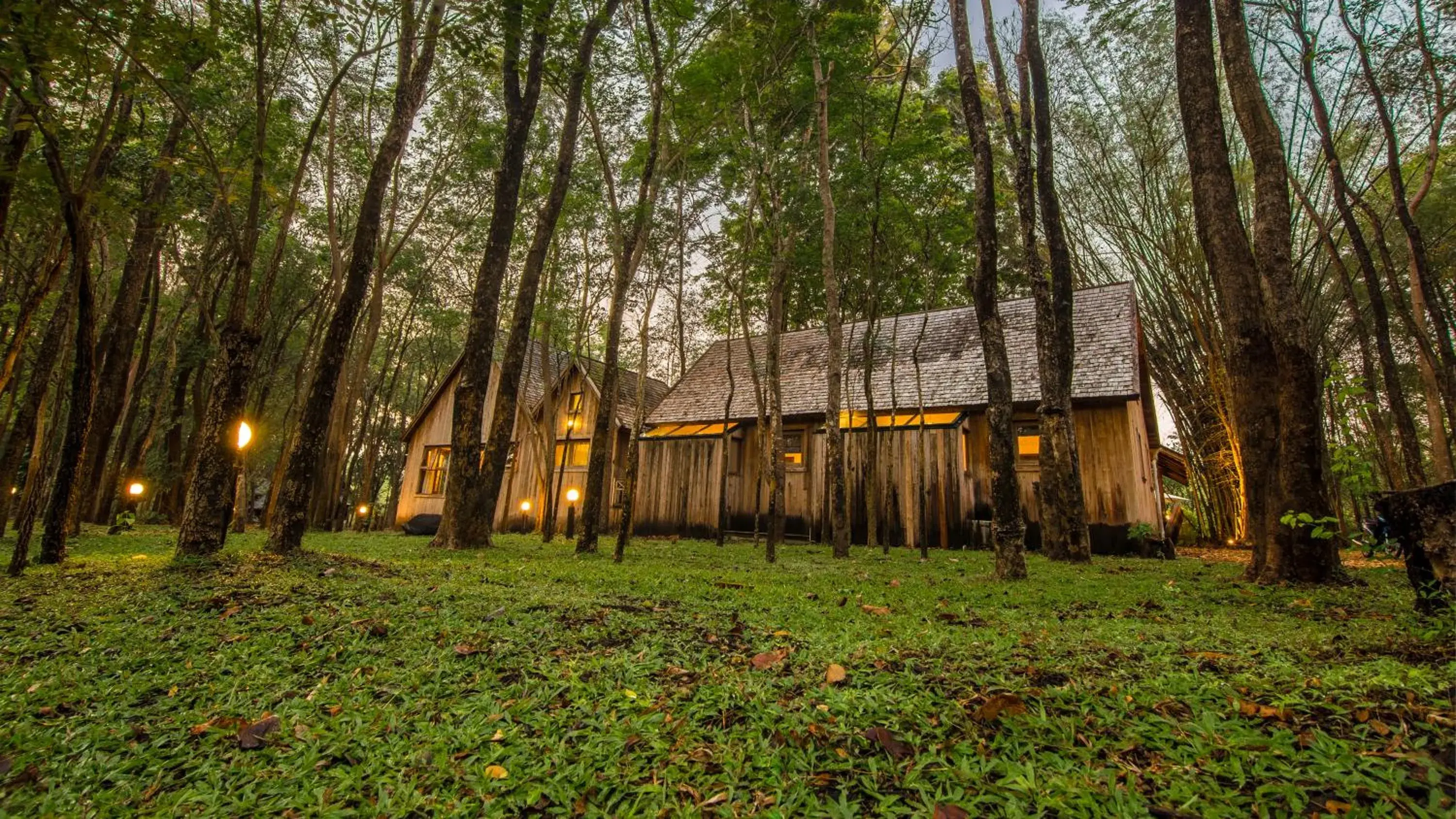 Facade/entrance, Property Building in Teakwood villa