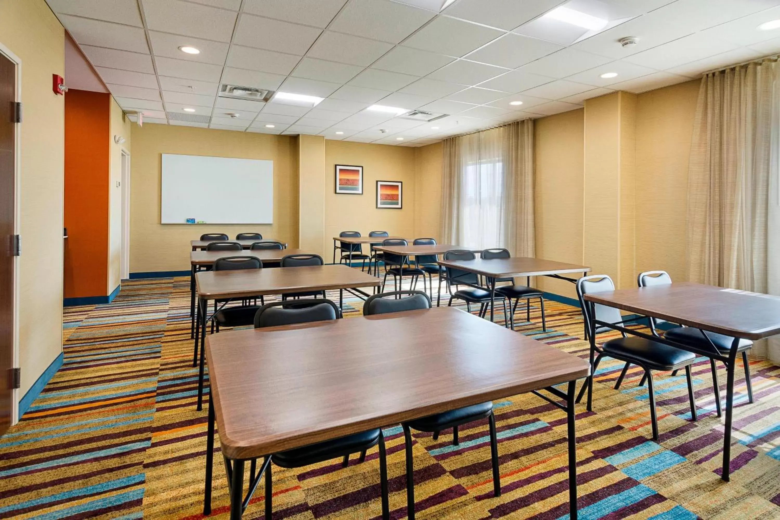 Meeting/conference room in Fairfield Inn & Suites by Marriott Abingdon