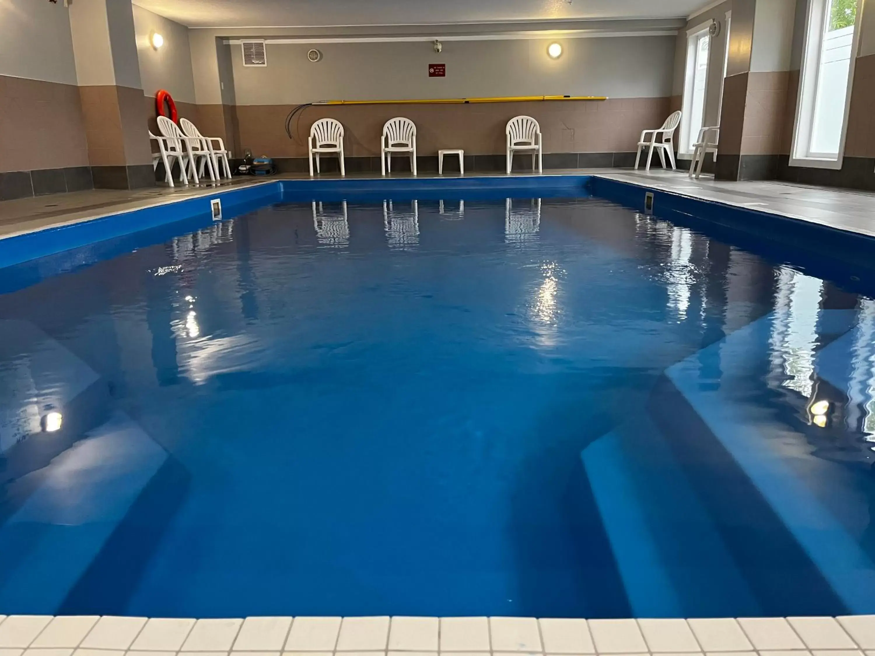 Swimming Pool in Quality Inn & Suites Hinton