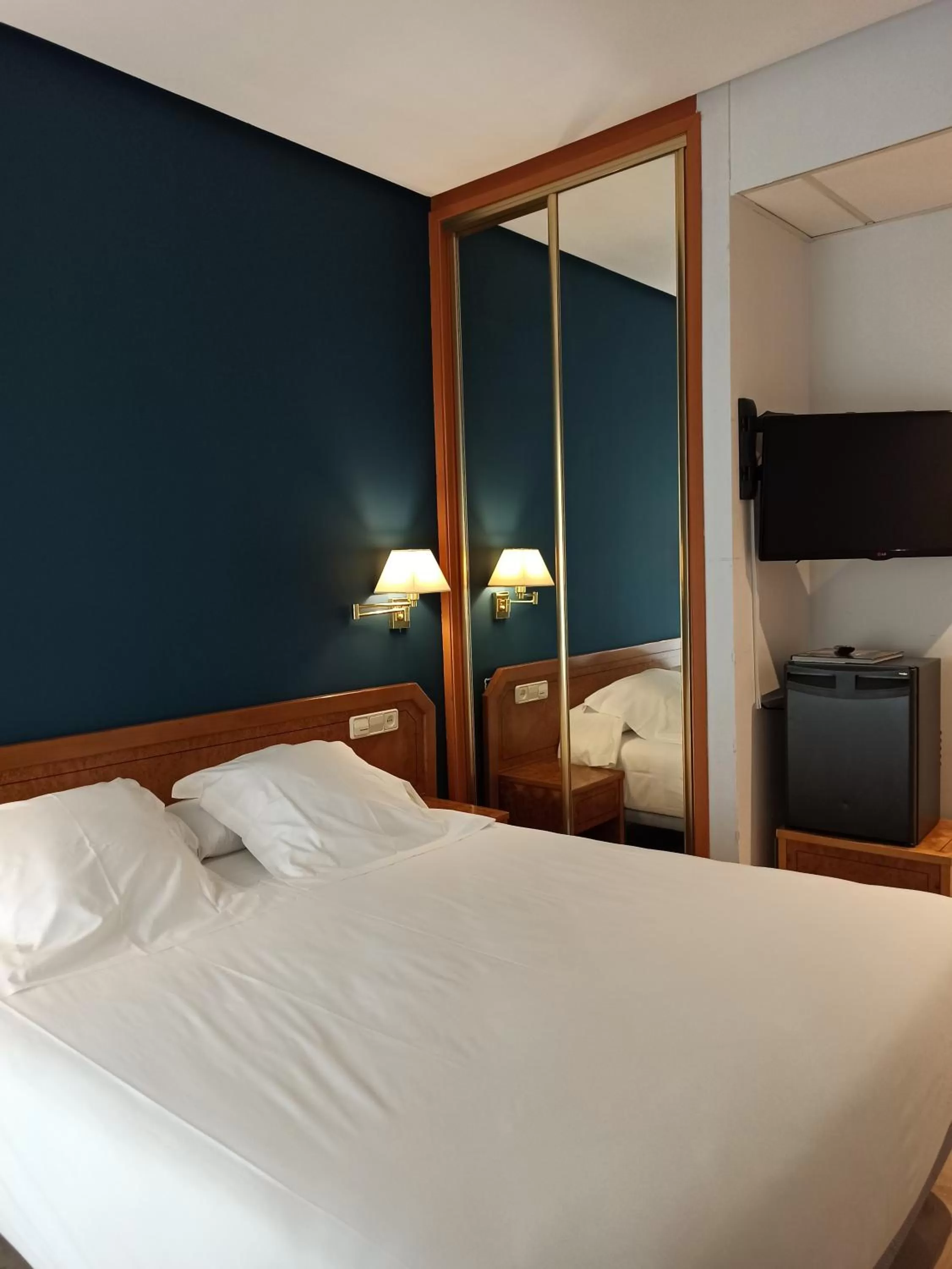 Bed in ARVA Spa París