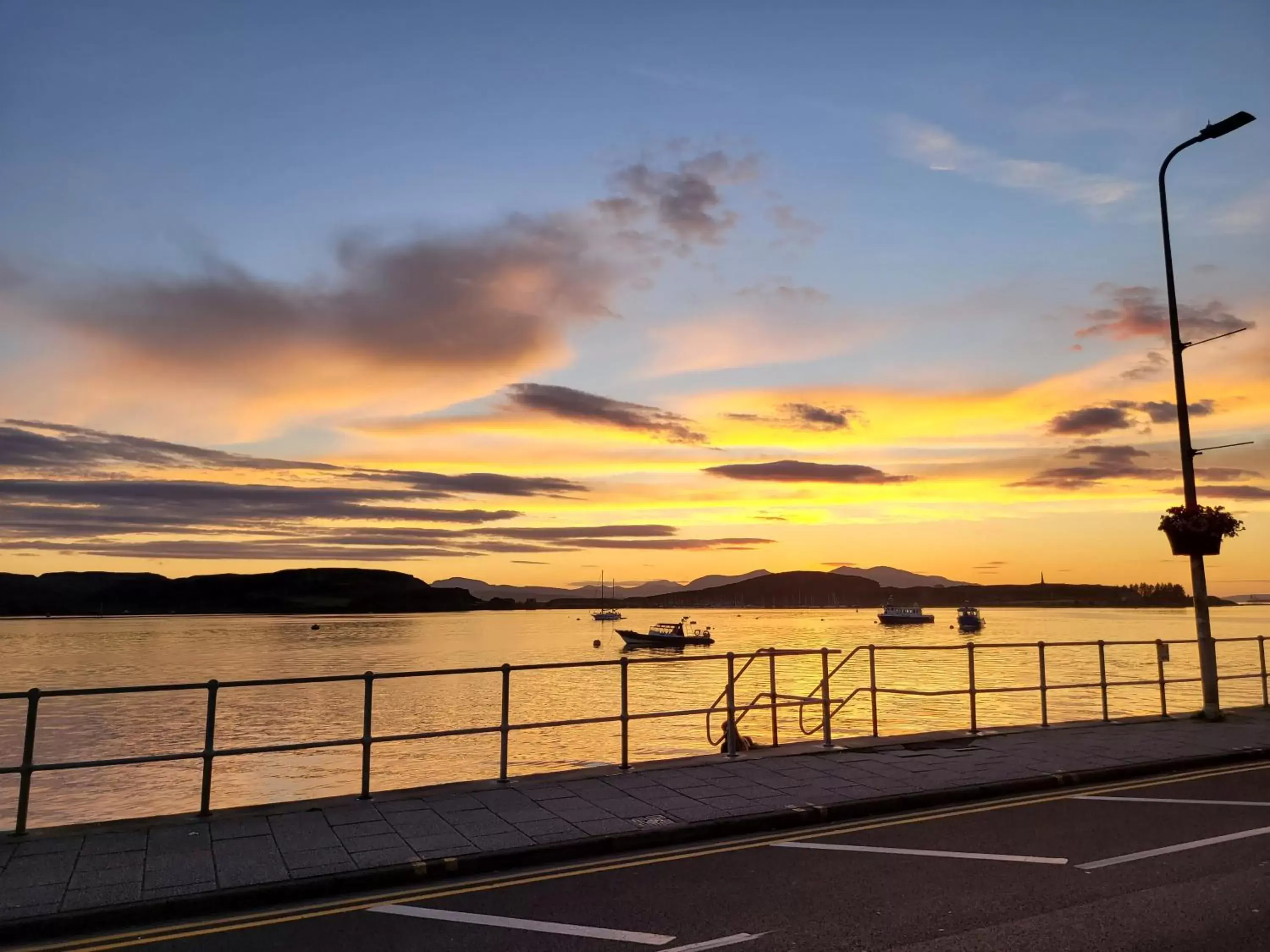 Property building in The Great Western Hotel Property building in The Great Western Hotel