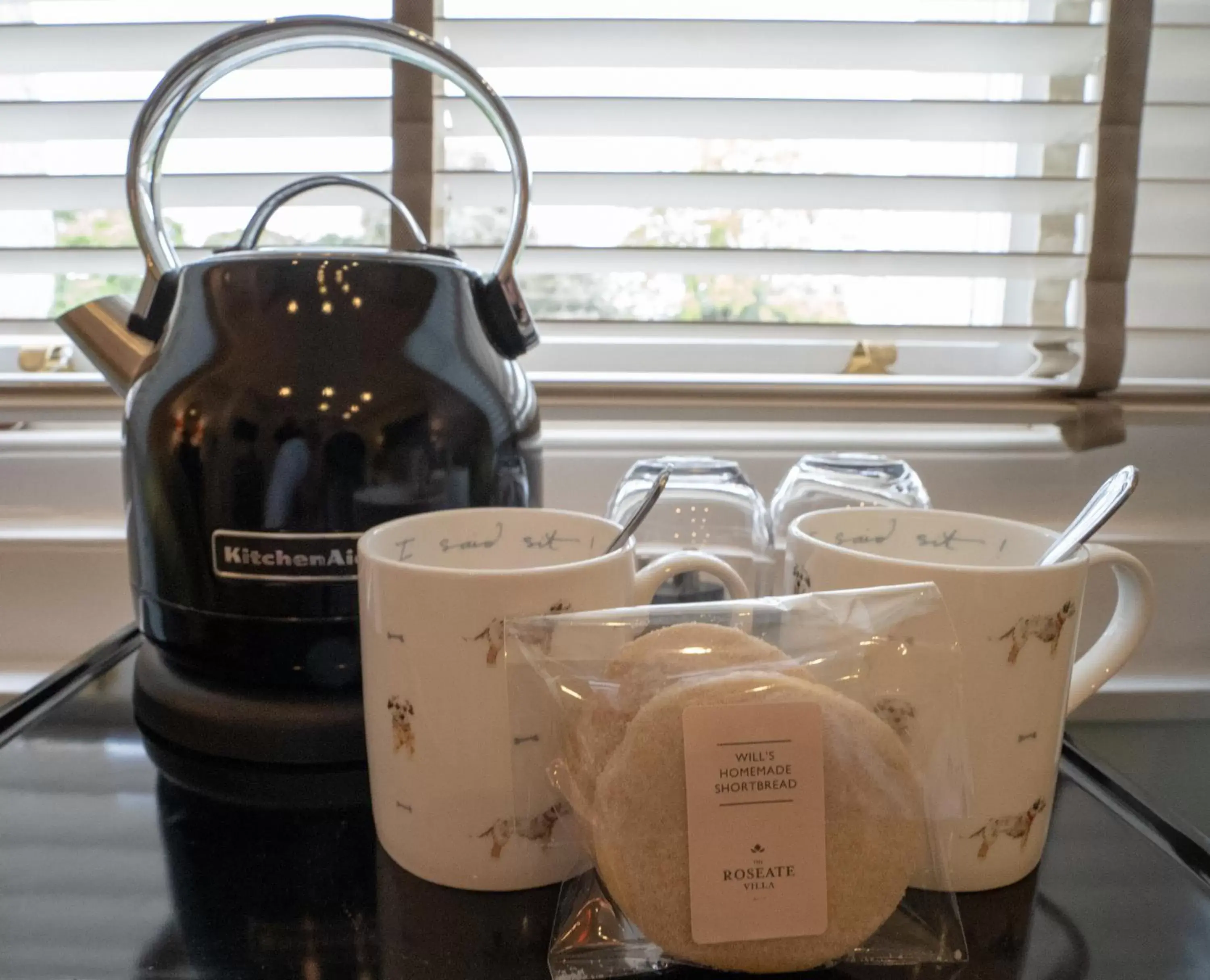 Coffee/tea facilities in The Roseate Villa Bath