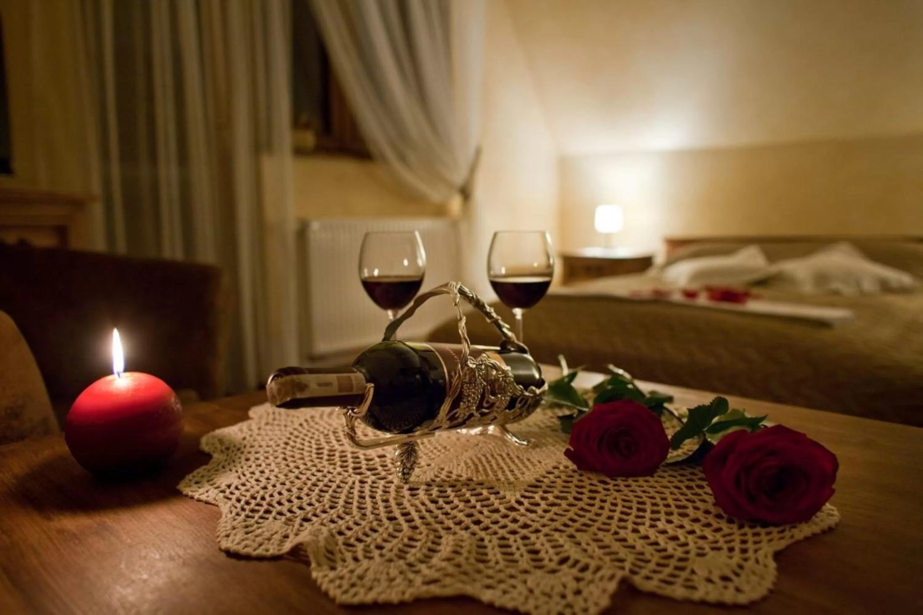 Decorative detail, Bed in Hotel Dwór Karolówka