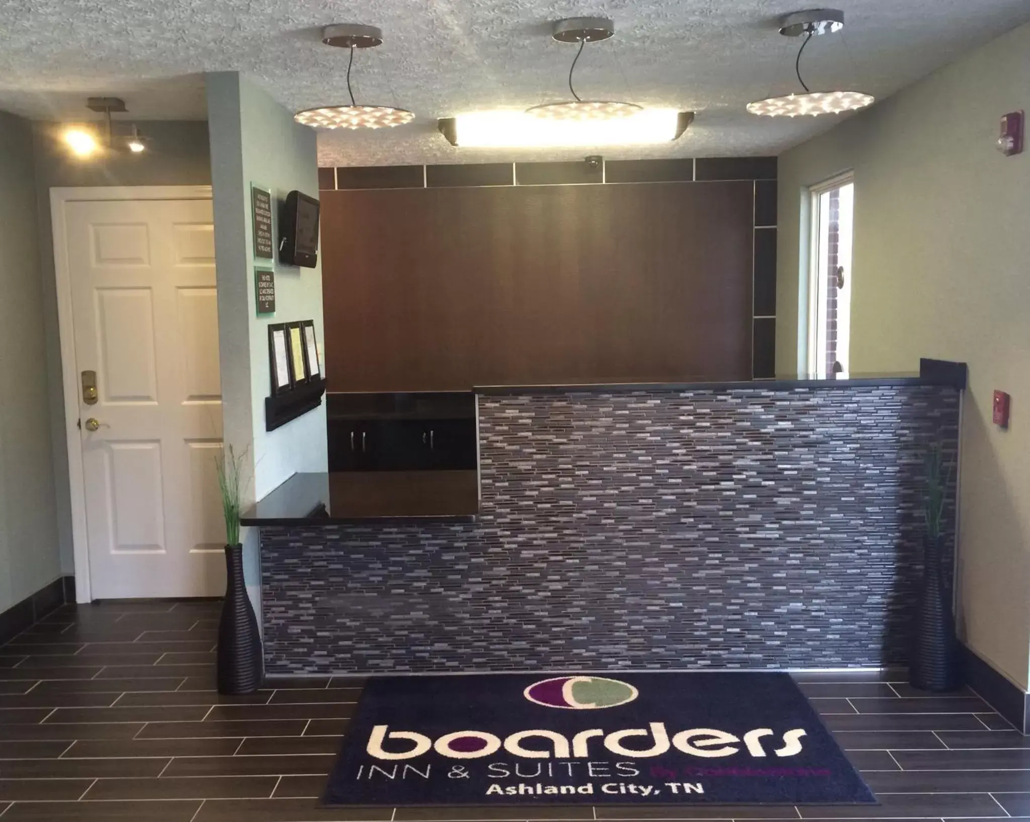 Lobby or reception, Lobby/Reception in Boarders Inn & Suites by Cobblestone Hotels - Ashland City