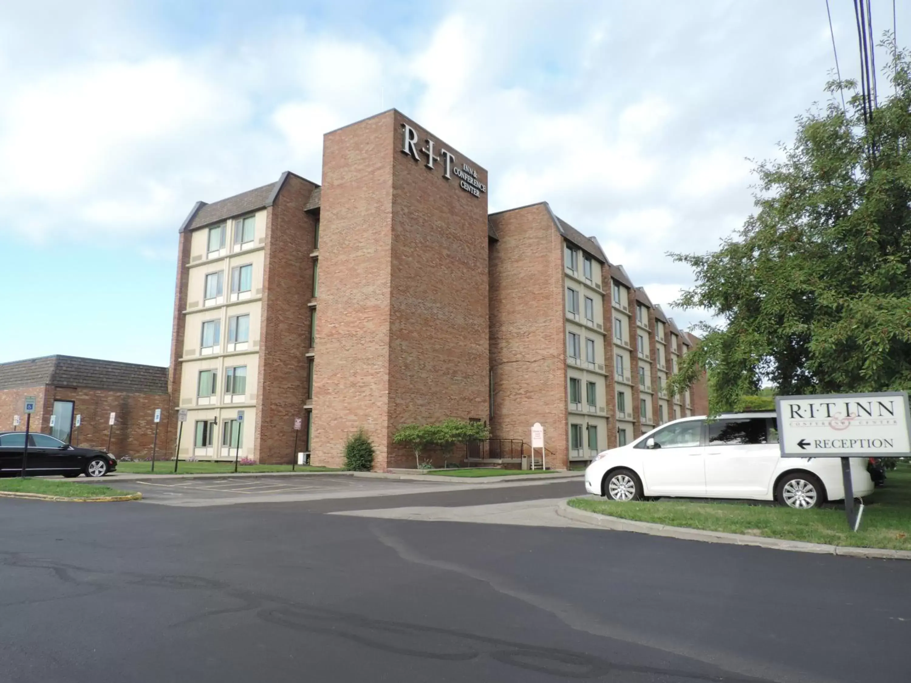 Facade/entrance in RIT Inn & Conference Center Facade/entrance in RIT Inn & Conference Center