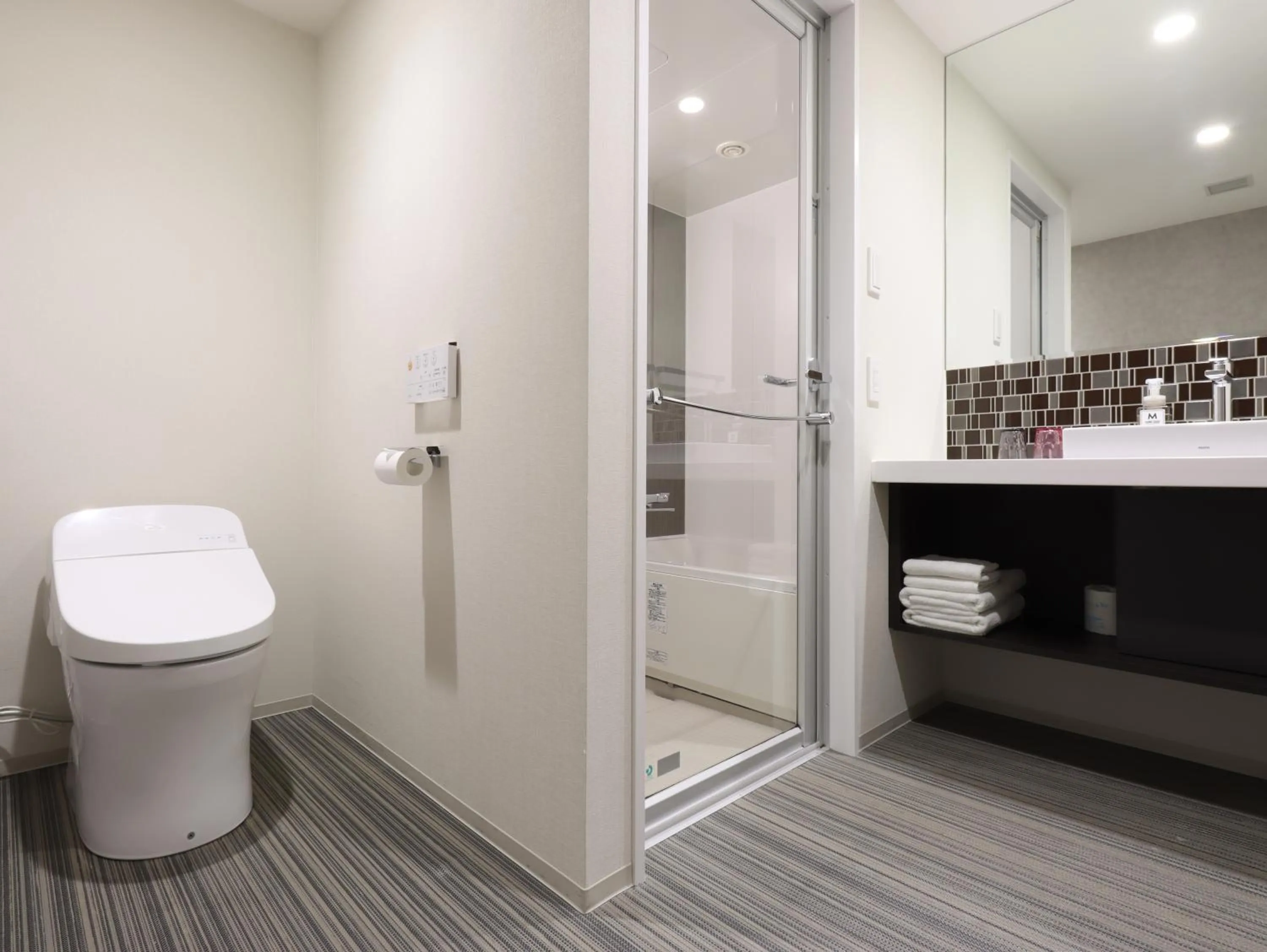 Toilet in HOTEL M's EST KYOTO STATION SOUTH