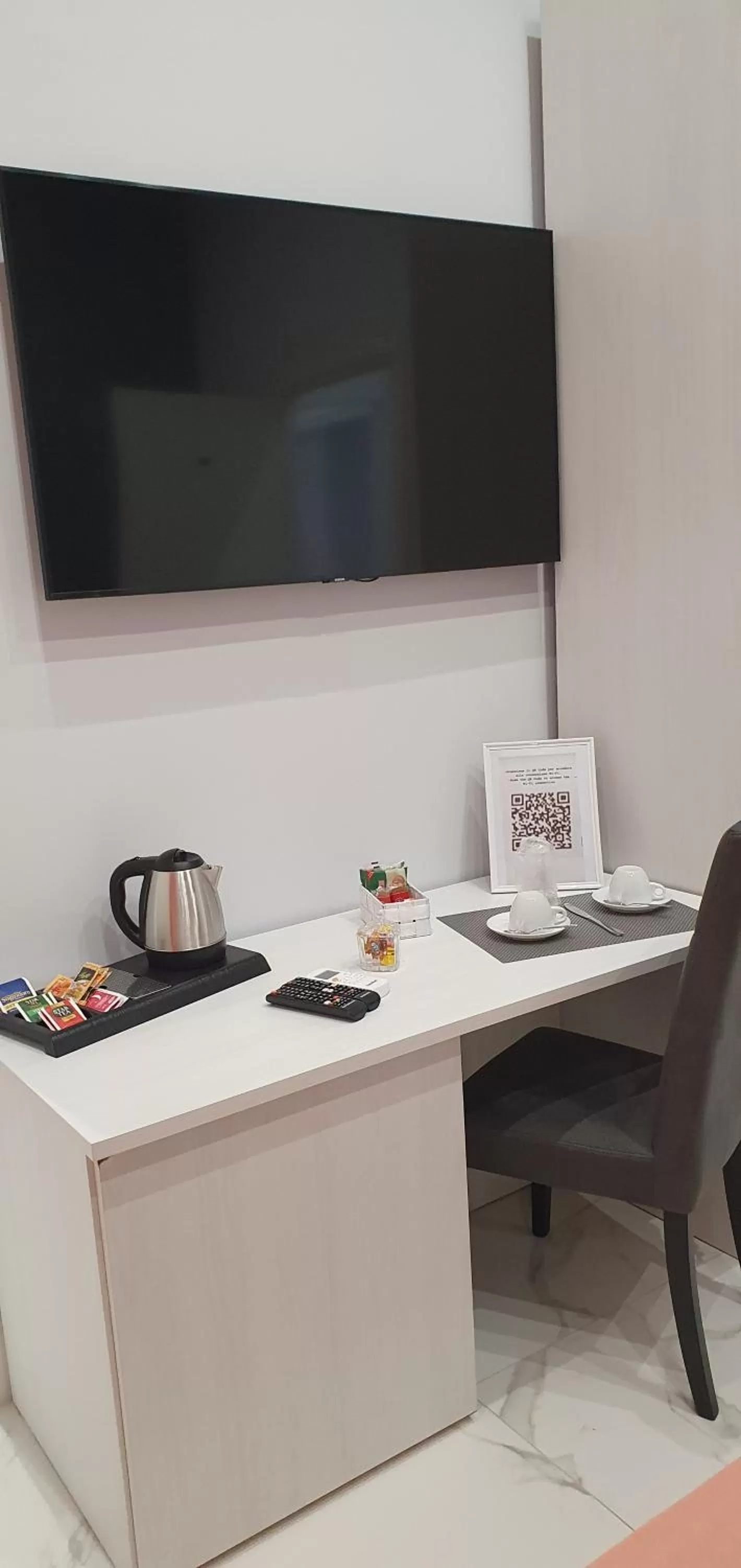 TV/Entertainment Center in luxury 2.0