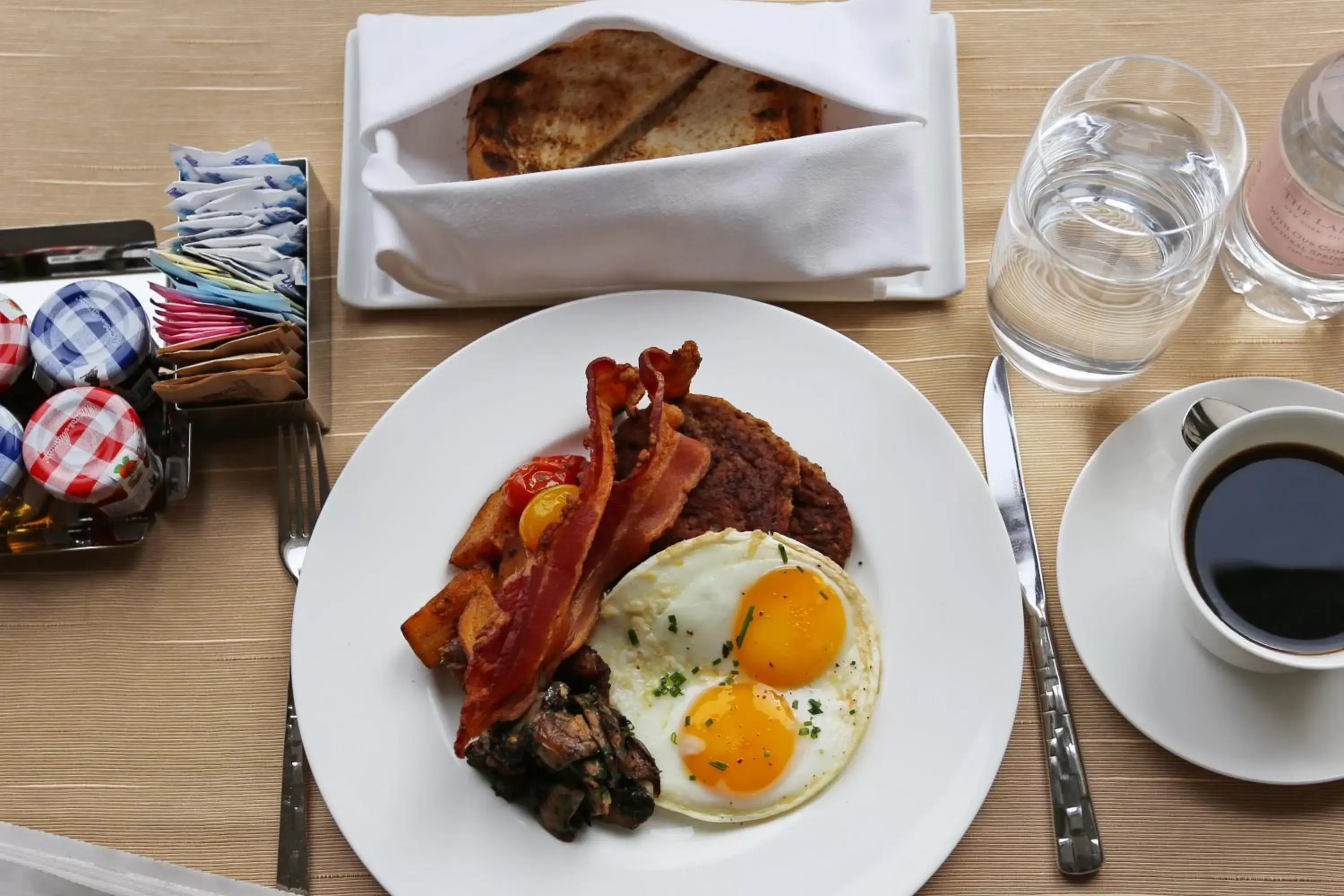 Breakfast in The Langham, New York, Fifth Avenue