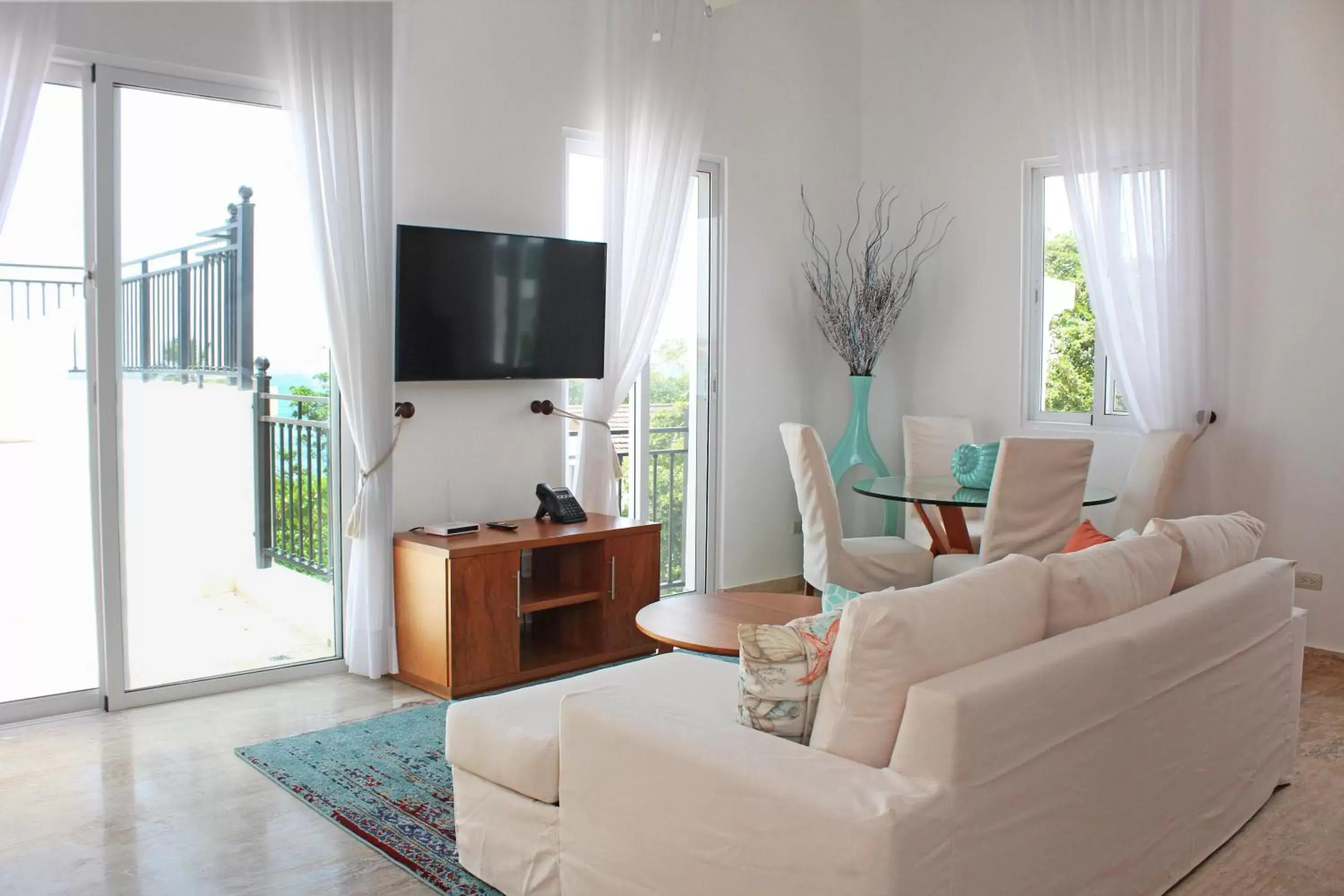 Living room, Seating Area in Ocean Village Deluxe Resort & Spa