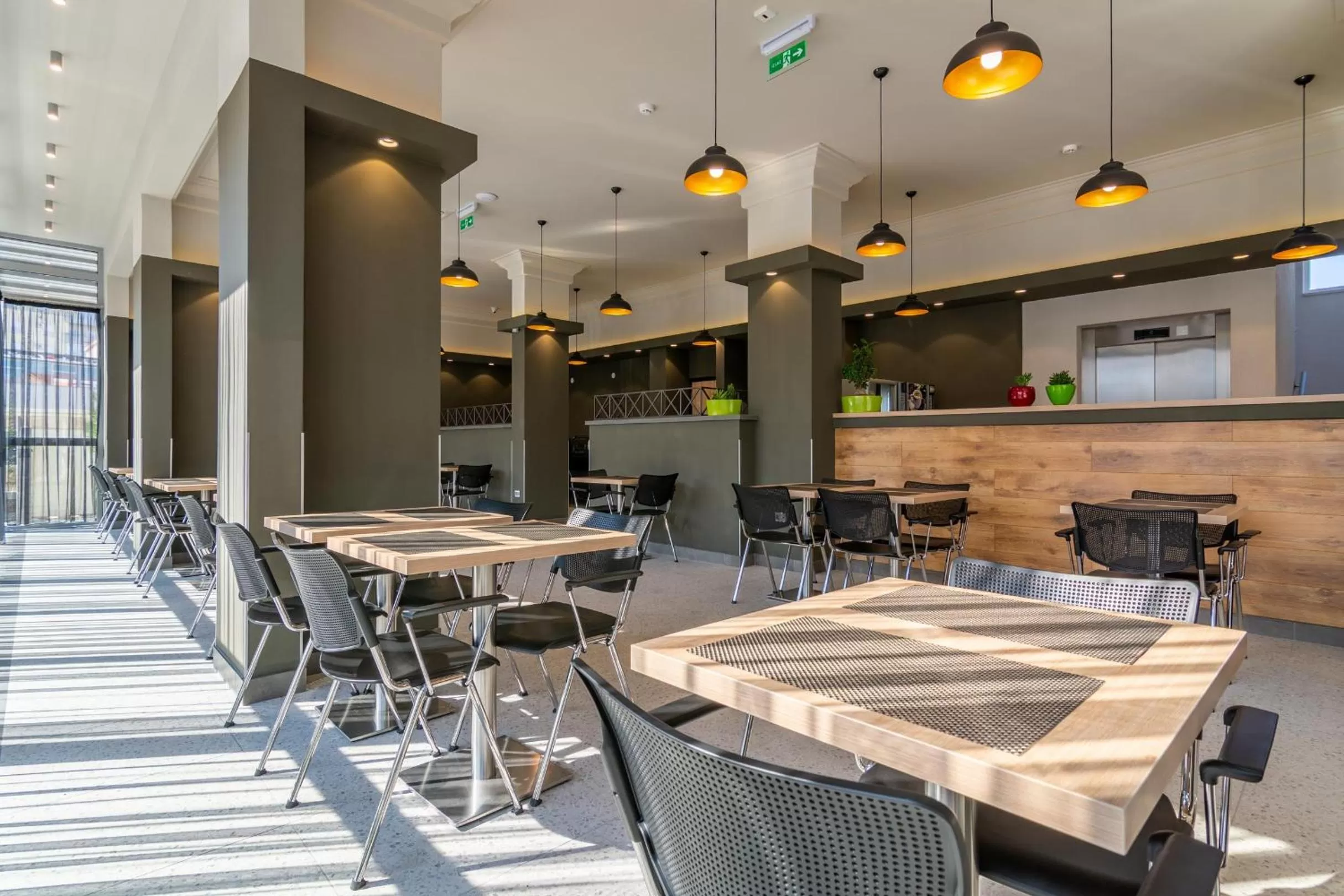 Restaurant/places to eat in Hotel Resurs