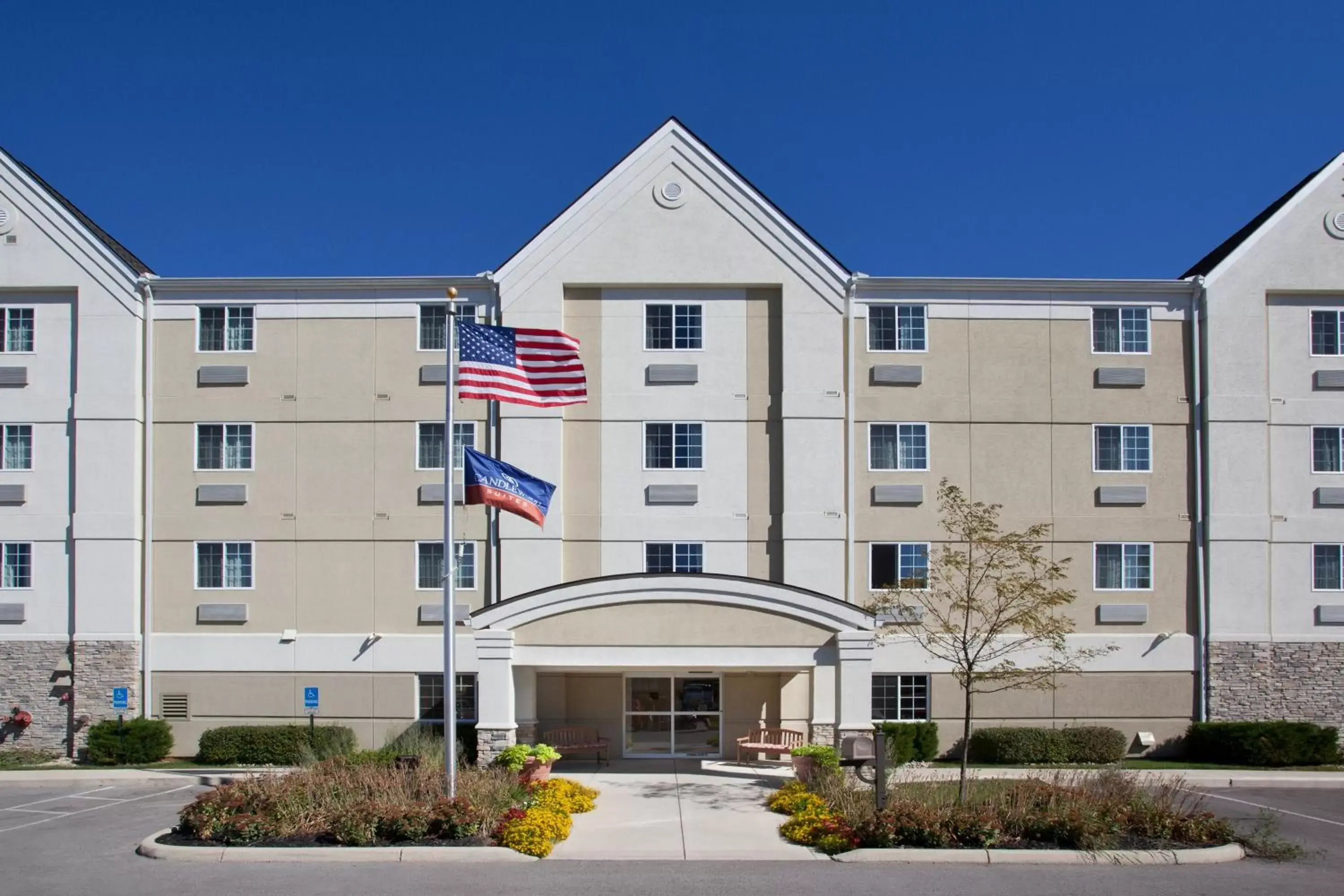 Property building in Candlewood Suites Polaris by IHG Property building in Candlewood Suites Polaris by IHG