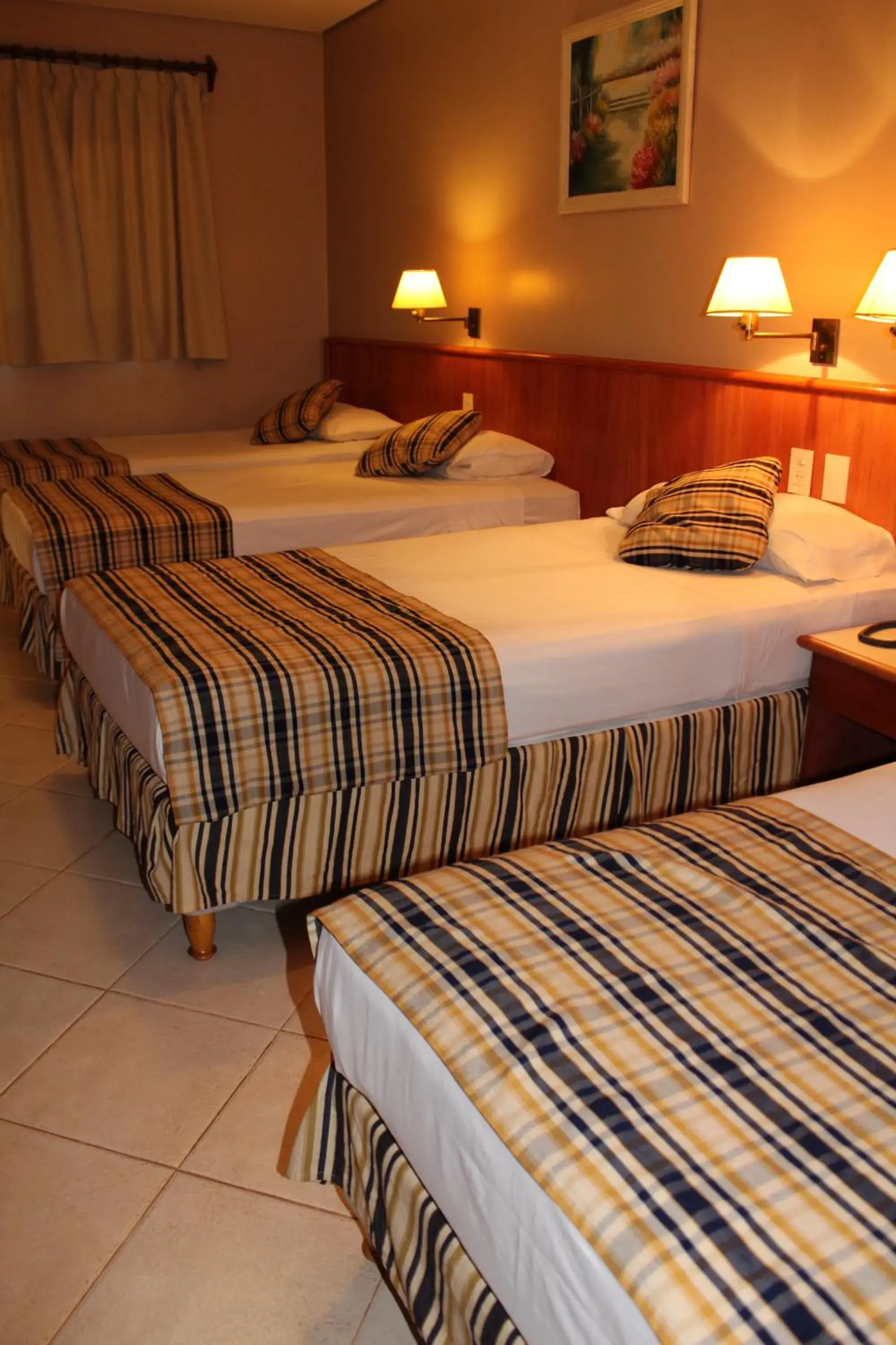 Photo of the whole room, Bed in Marcopolo Suites Iguazu