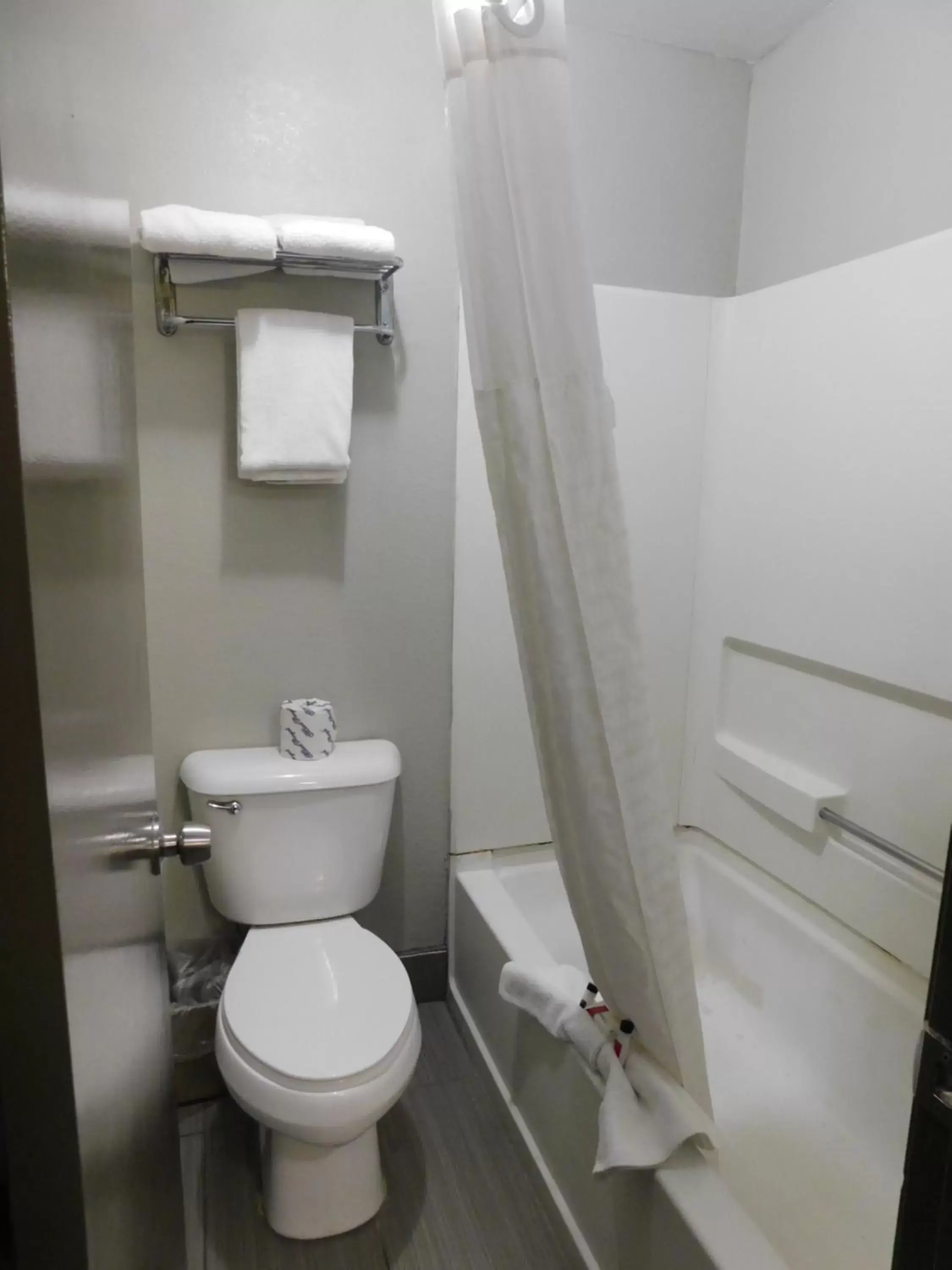 Bathroom in Days Inn & Suites by Wyndham Downtown Gatlinburg Parkway