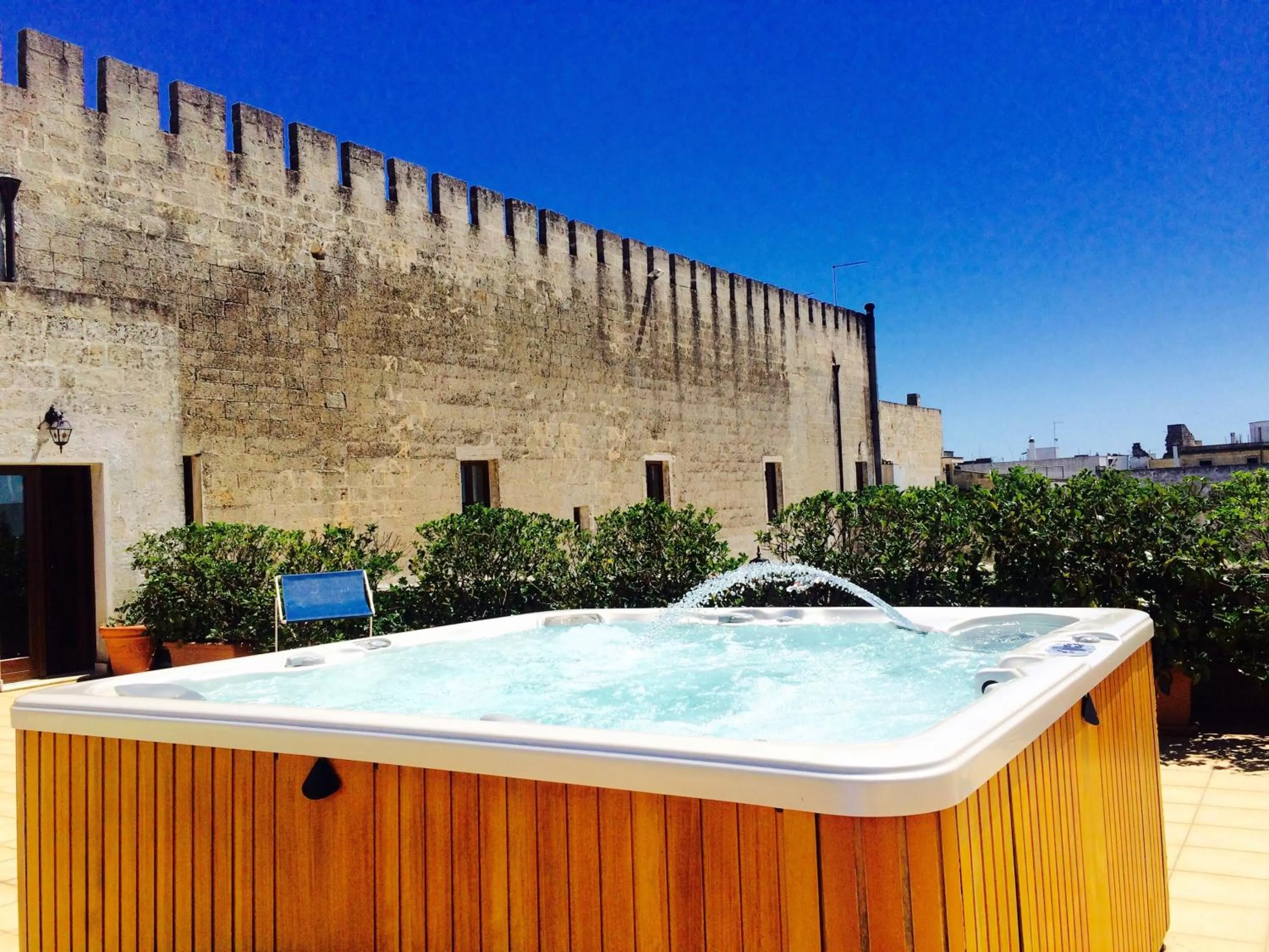 Hot Tub in Castello Conti Filo